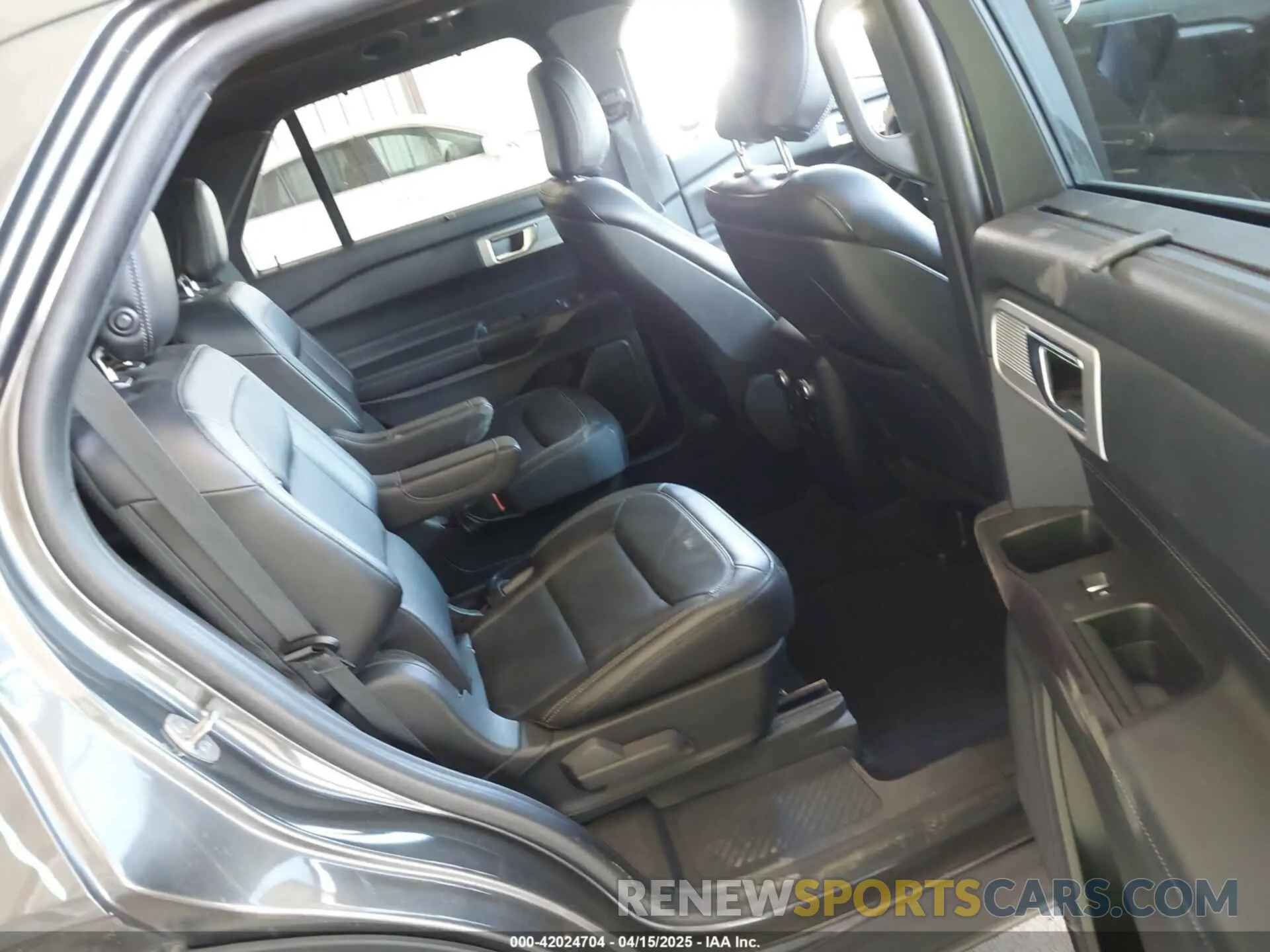 8 fotografías del automóvil dañado 1FMSK8FH6LGA14202 FORD EXPLORER 2020