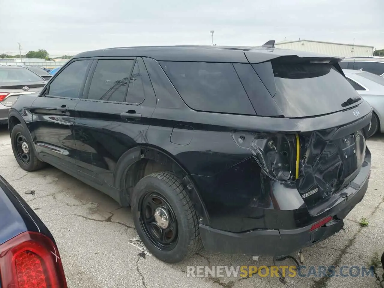 2 fotografías del automóvil dañado 1FM5K8AB0MGC25056 FORD EXPLORER 2021