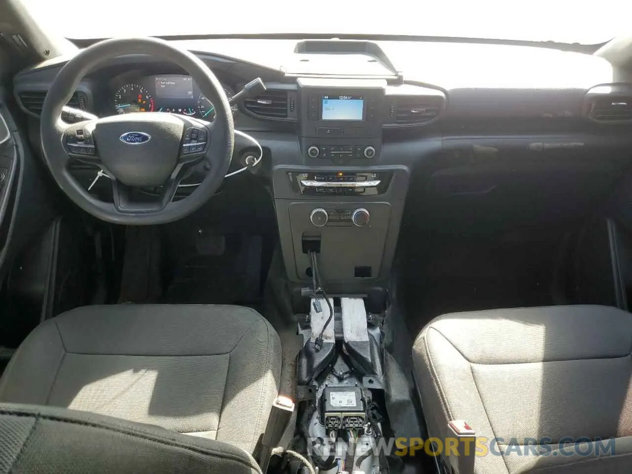 8 fotografías del automóvil dañado 1FM5K8AB5MGC02369 FORD EXPLORER 2021