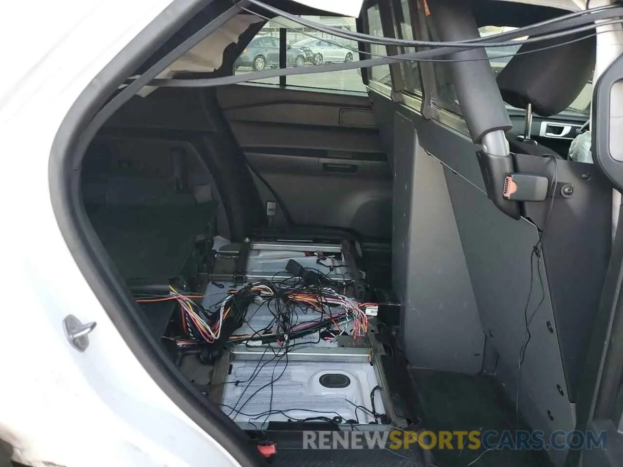 10 fotografías del automóvil dañado 1FM5K8AB8MGA96435 FORD EXPLORER 2021
