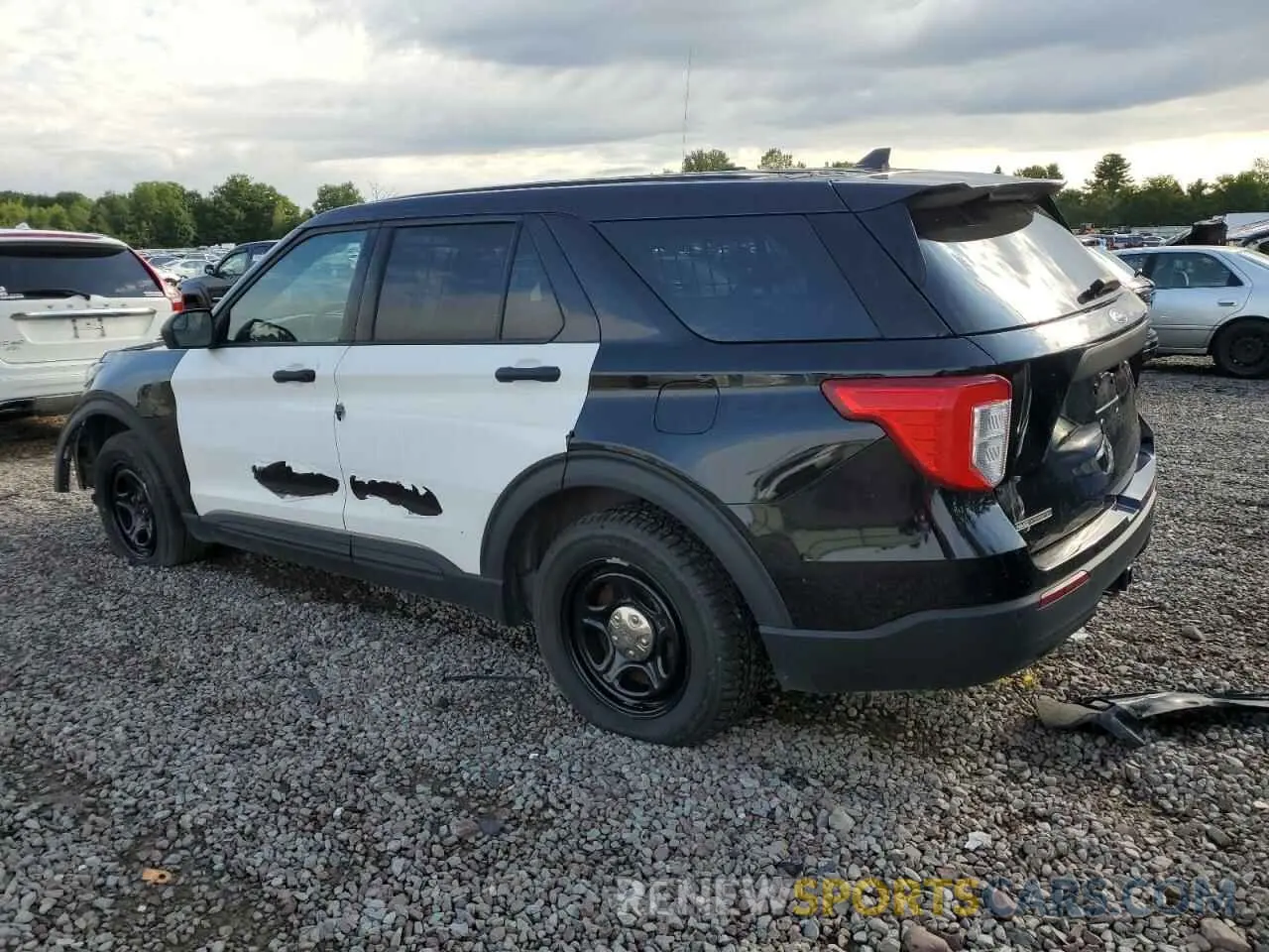 2 fotografías del automóvil dañado 1FM5K8AB9MGC41210 FORD EXPLORER 2021