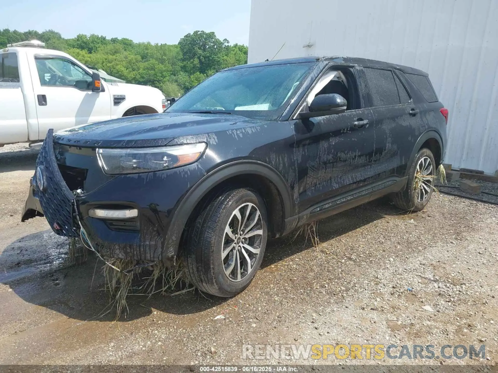 2 fotografías del automóvil dañado 1FM5K8GC1MGB25662 FORD EXPLORER 2021
