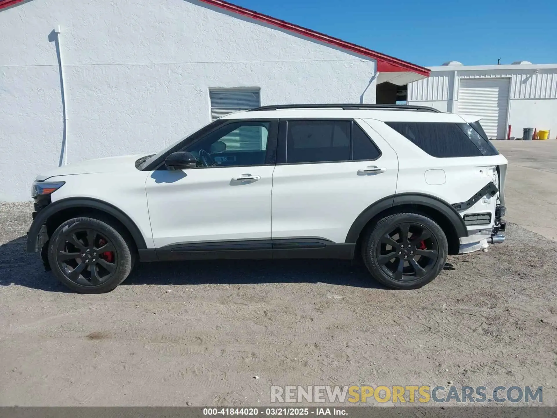 15 fotografías del automóvil dañado 1FM5K8GC5MGA22406 FORD EXPLORER 2021