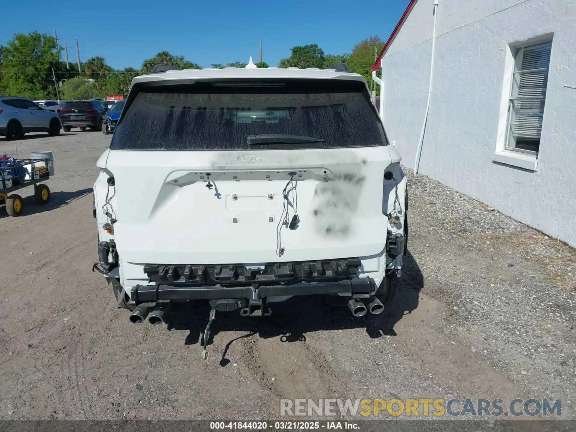 17 fotografías del automóvil dañado 1FM5K8GC5MGA22406 FORD EXPLORER 2021
