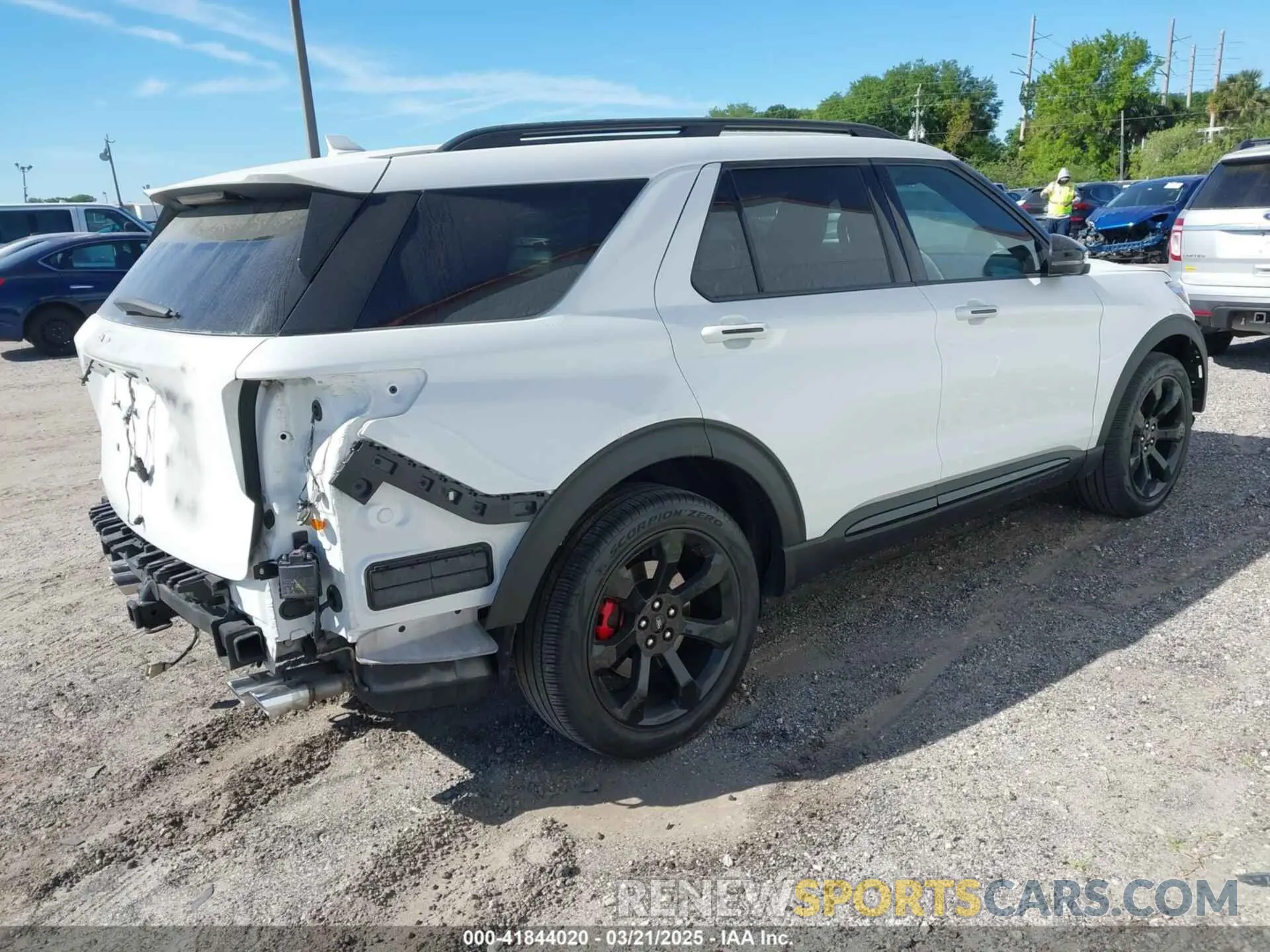 4 fotografías del automóvil dañado 1FM5K8GC5MGA22406 FORD EXPLORER 2021