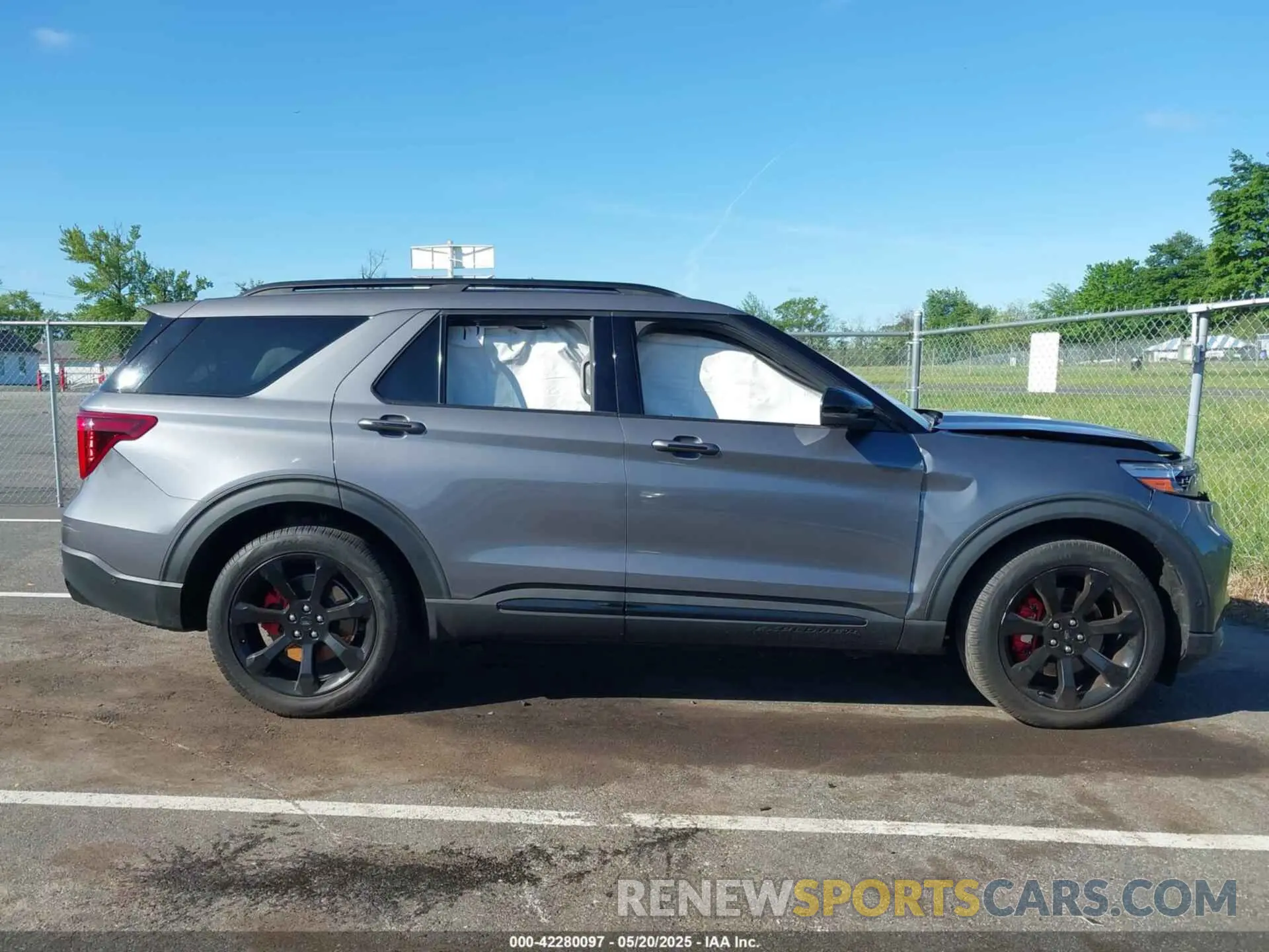 12 fotografías del automóvil dañado 1FM5K8GC5MGB27091 FORD EXPLORER 2021