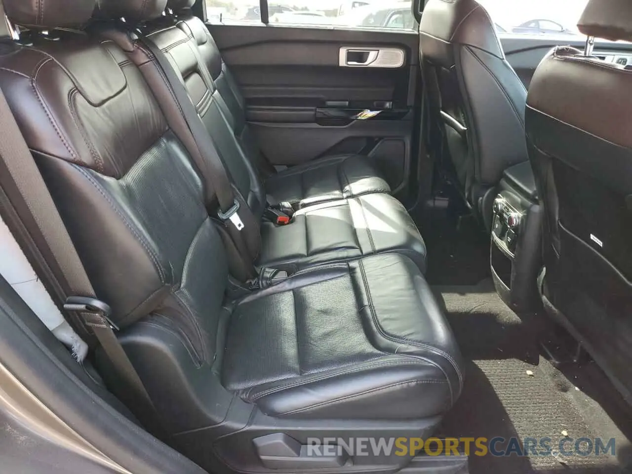 12 fotografías del automóvil dañado 1FM5K8HC8MGA32202 FORD EXPLORER 2021