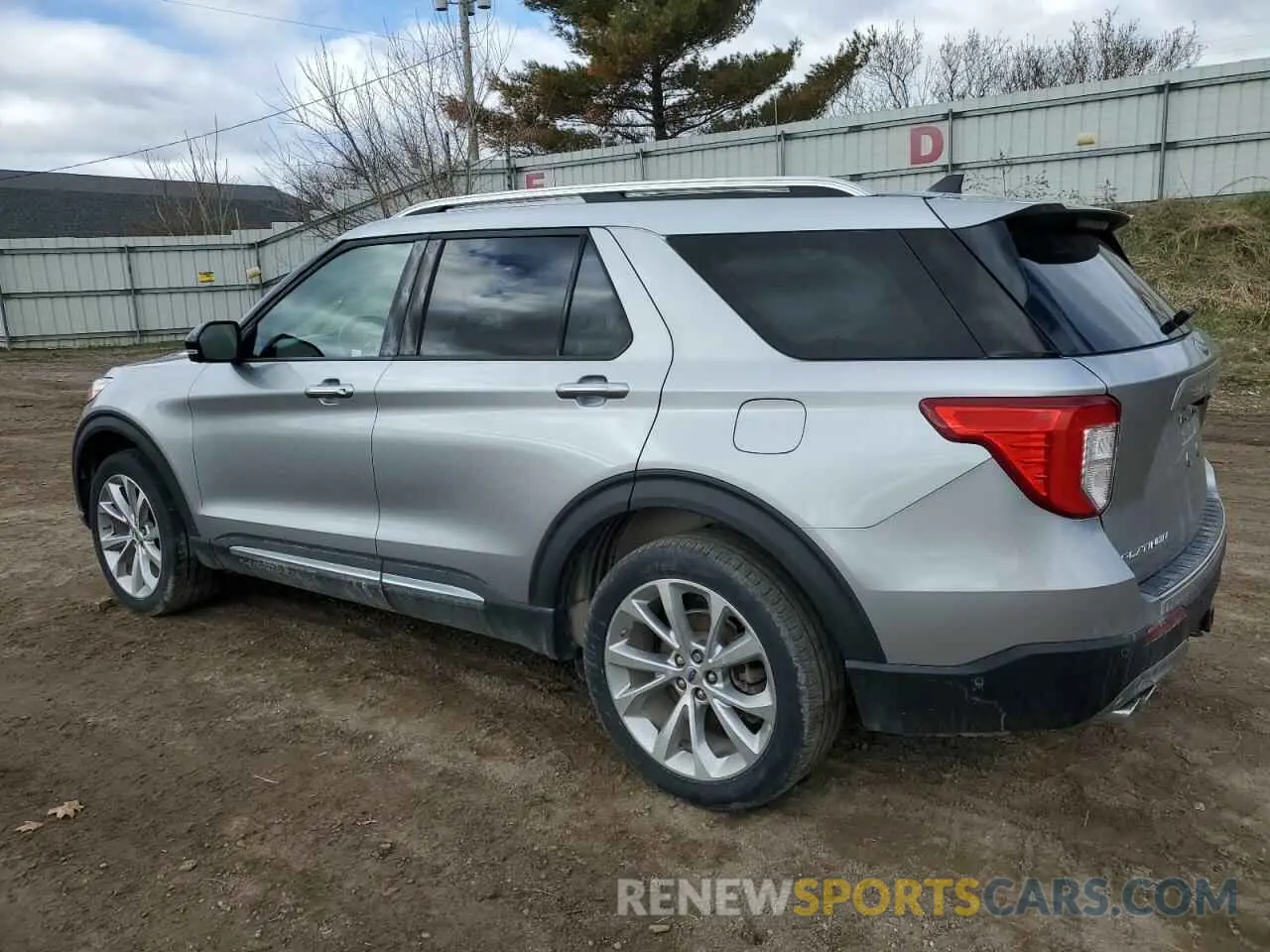 2 fotografías del automóvil dañado 1FM5K8HCXMGB63695 FORD EXPLORER 2021