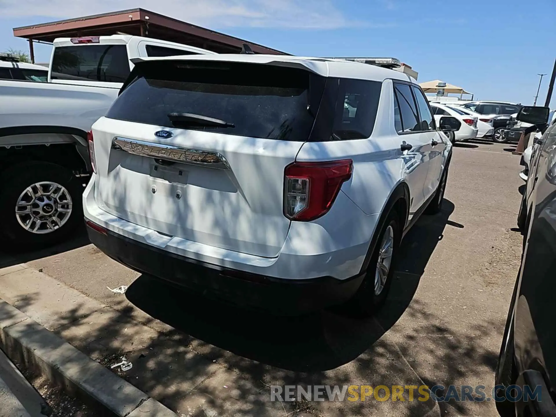 8 fotografías del automóvil dañado 1FMSK7BH3MGB44889 FORD EXPLORER 2021