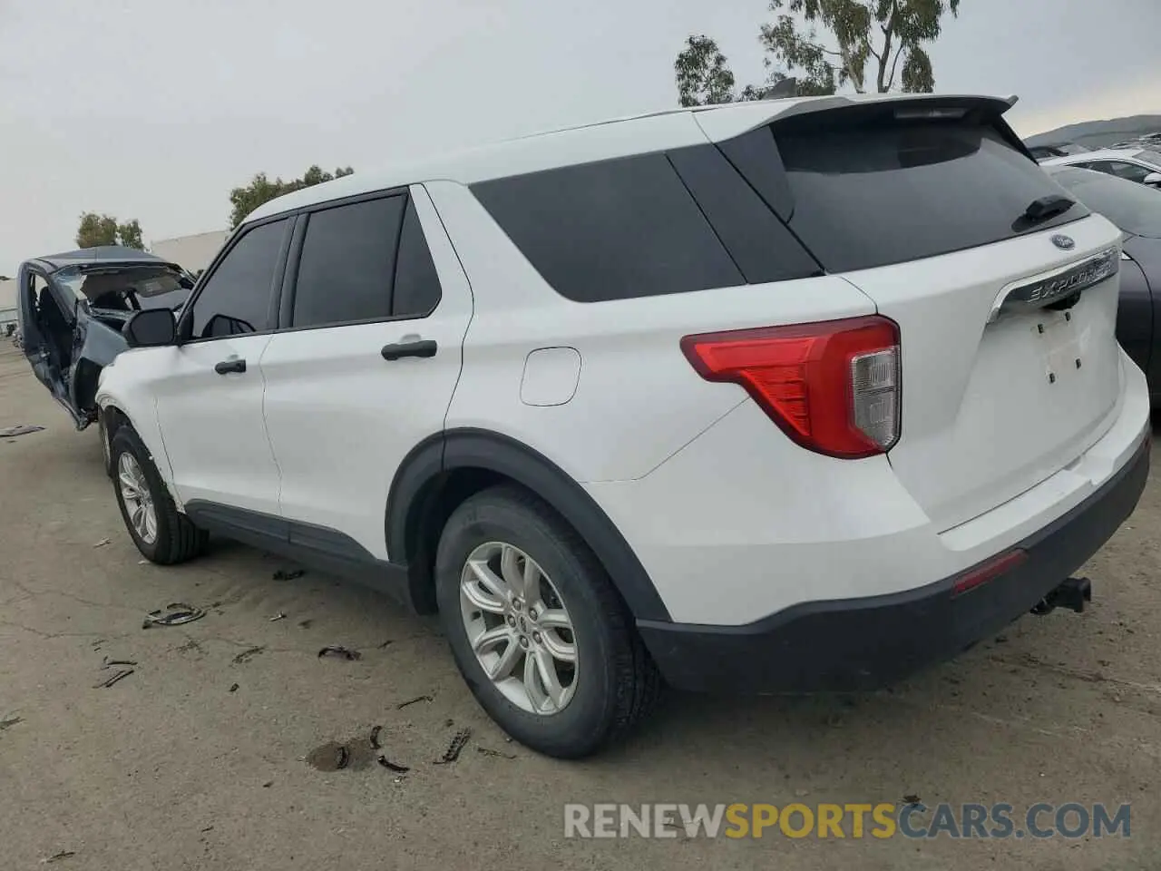 2 fotografías del automóvil dañado 1FMSK7BH8MGB17848 FORD EXPLORER 2021