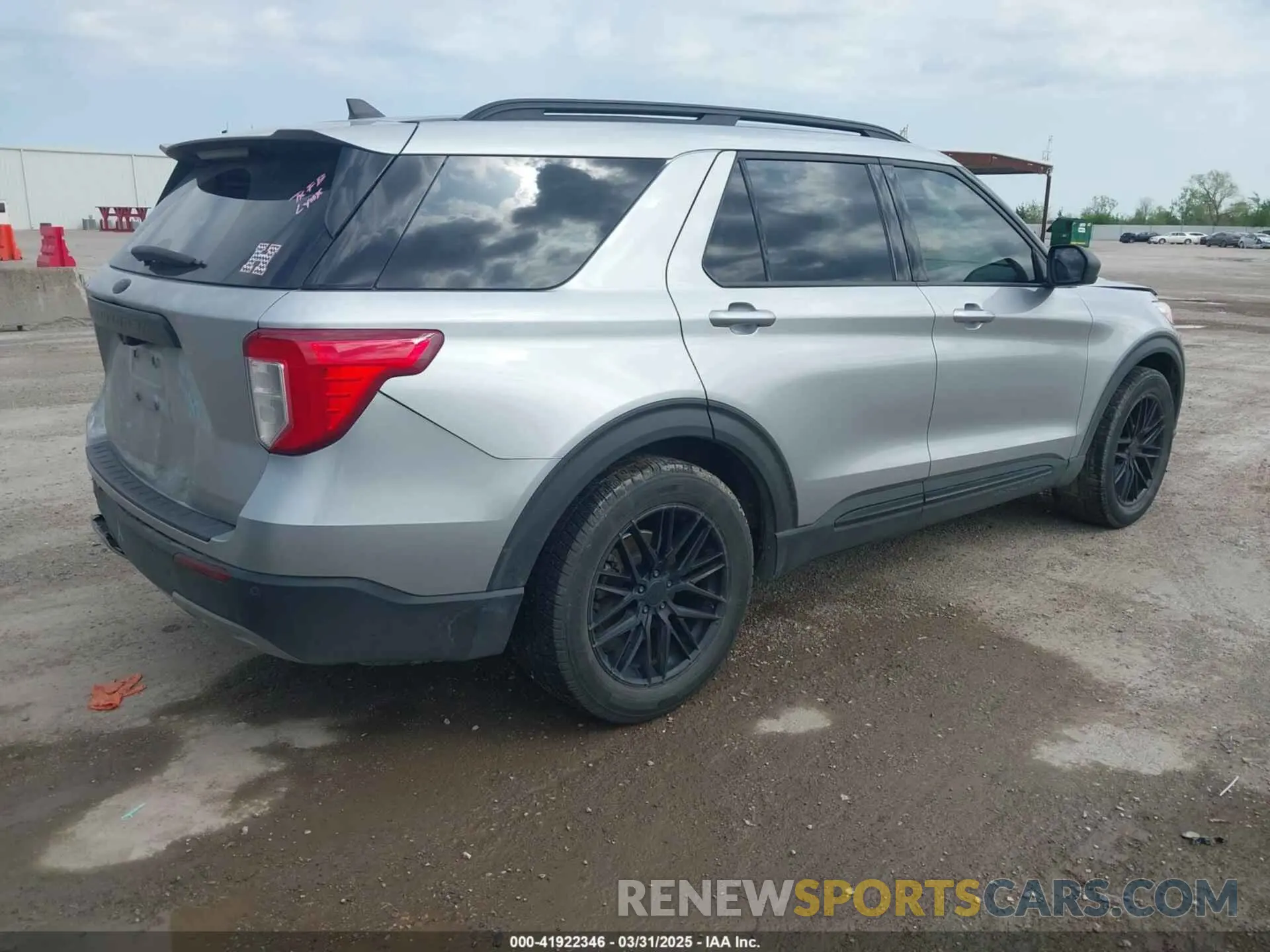 4 fotografías del automóvil dañado 1FMSK7DH0MGB59704 FORD EXPLORER 2021