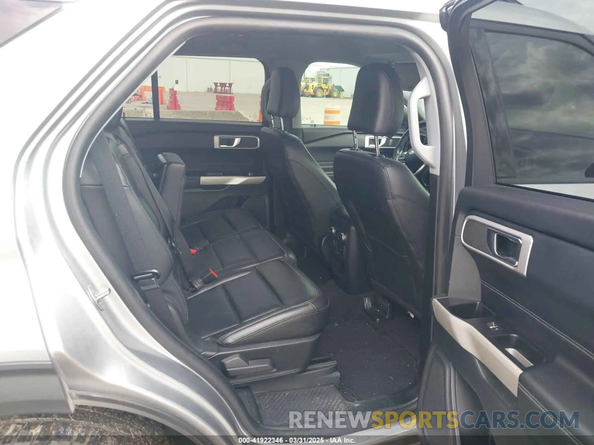 8 fotografías del automóvil dañado 1FMSK7DH0MGB59704 FORD EXPLORER 2021