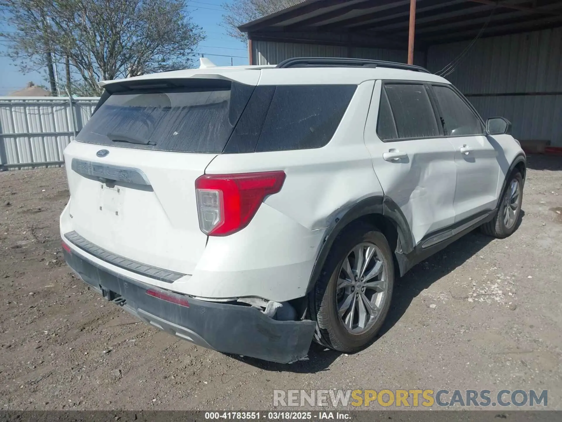 4 fotografías del automóvil dañado 1FMSK7DH0MGC45465 FORD EXPLORER 2021