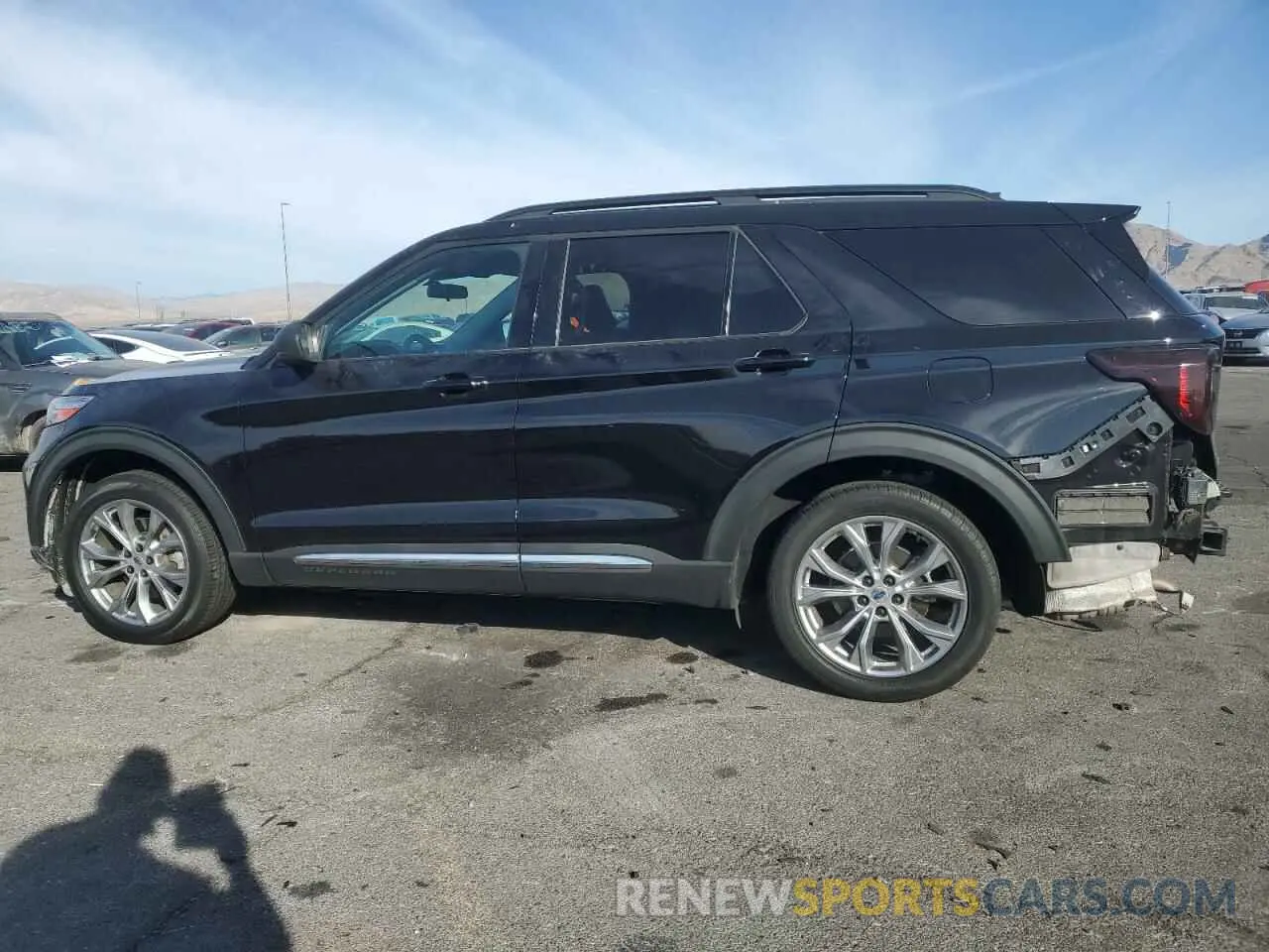 2 fotografías del automóvil dañado 1FMSK7DH1MGA95740 FORD EXPLORER 2021