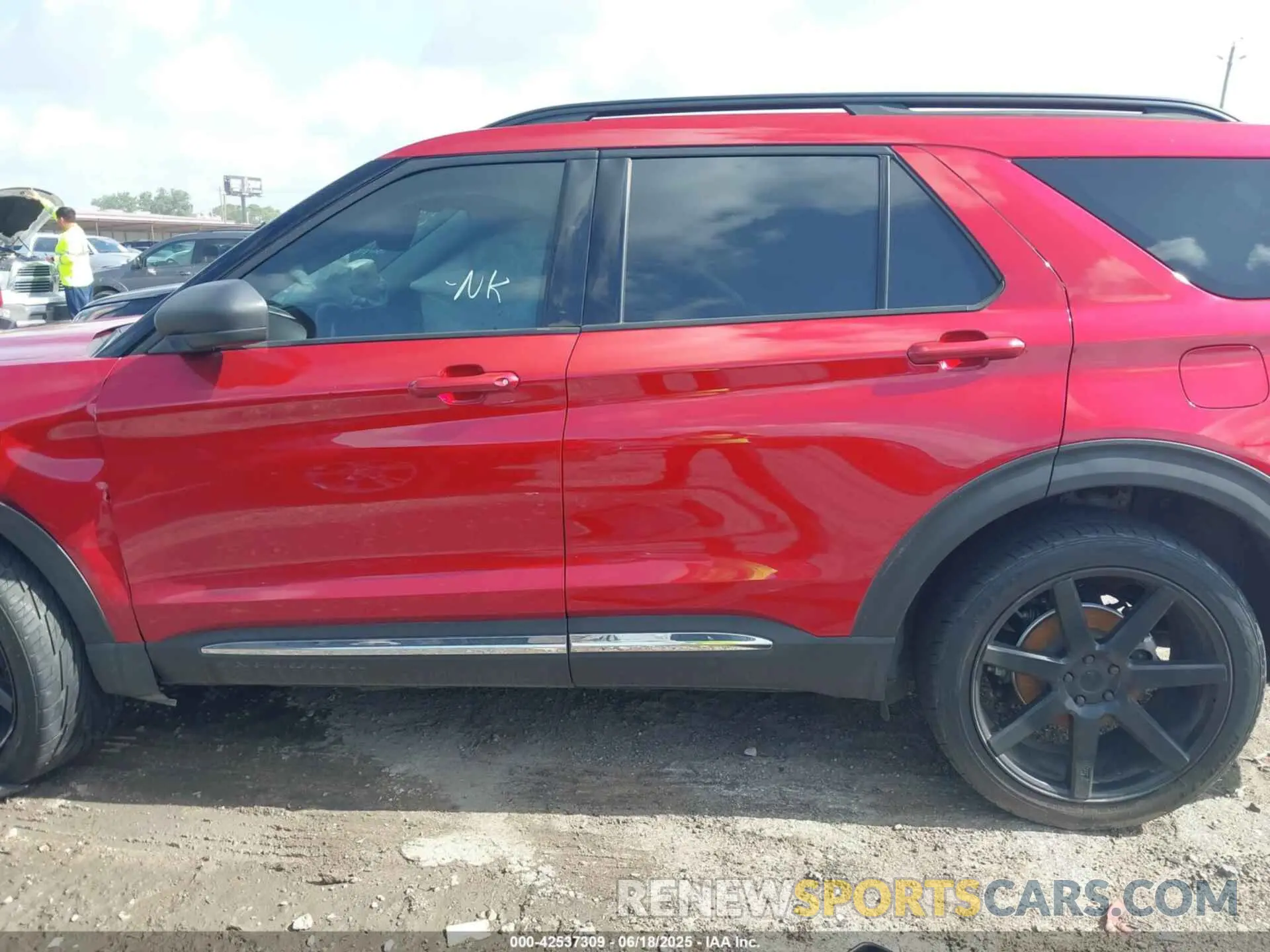 13 fotografías del automóvil dañado 1FMSK7DH2MGA52136 FORD EXPLORER 2021