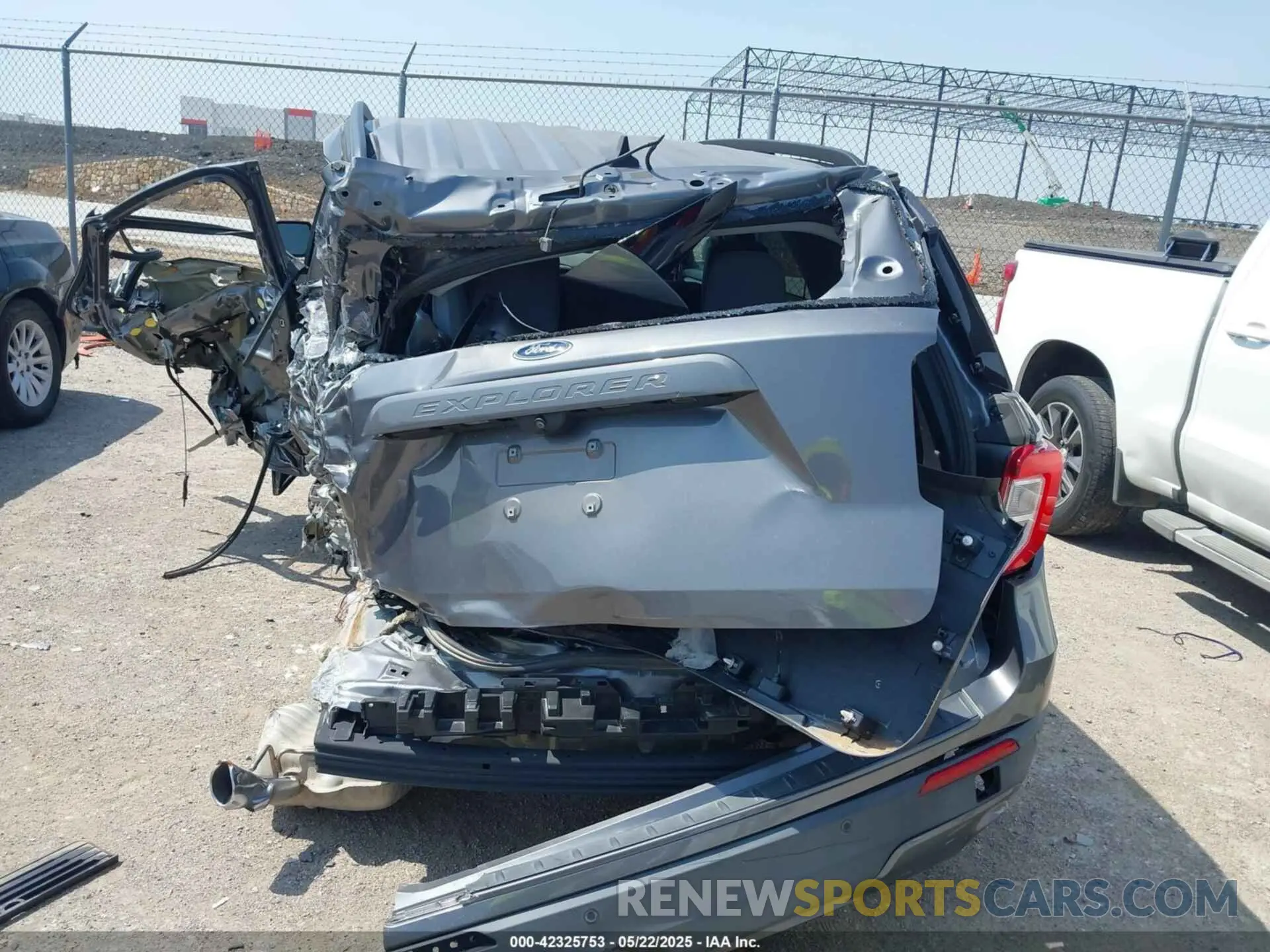 17 fotografías del automóvil dañado 1FMSK7DH2MGB16028 FORD EXPLORER 2021