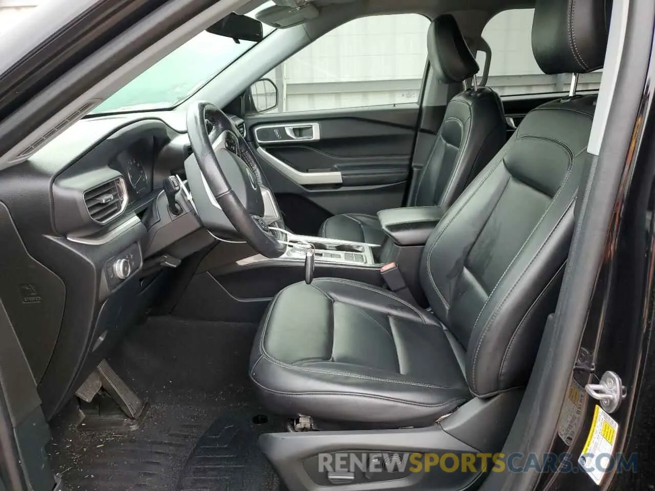 7 fotografías del automóvil dañado 1FMSK7DH2MGB20676 FORD EXPLORER 2021