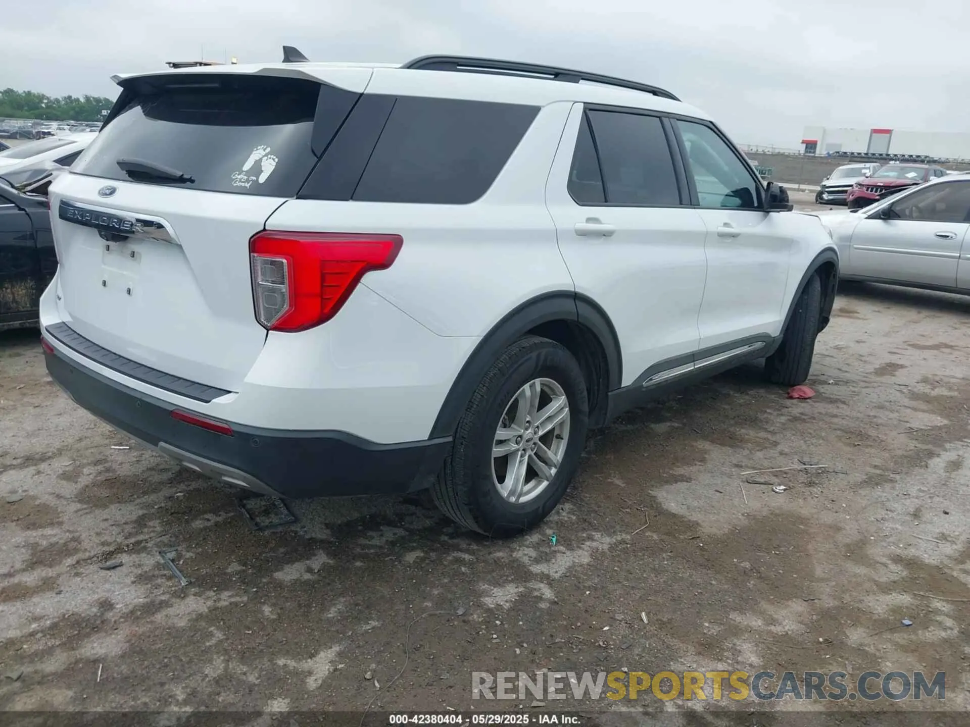4 fotografías del automóvil dañado 1FMSK7DH3MGA30016 FORD EXPLORER 2021