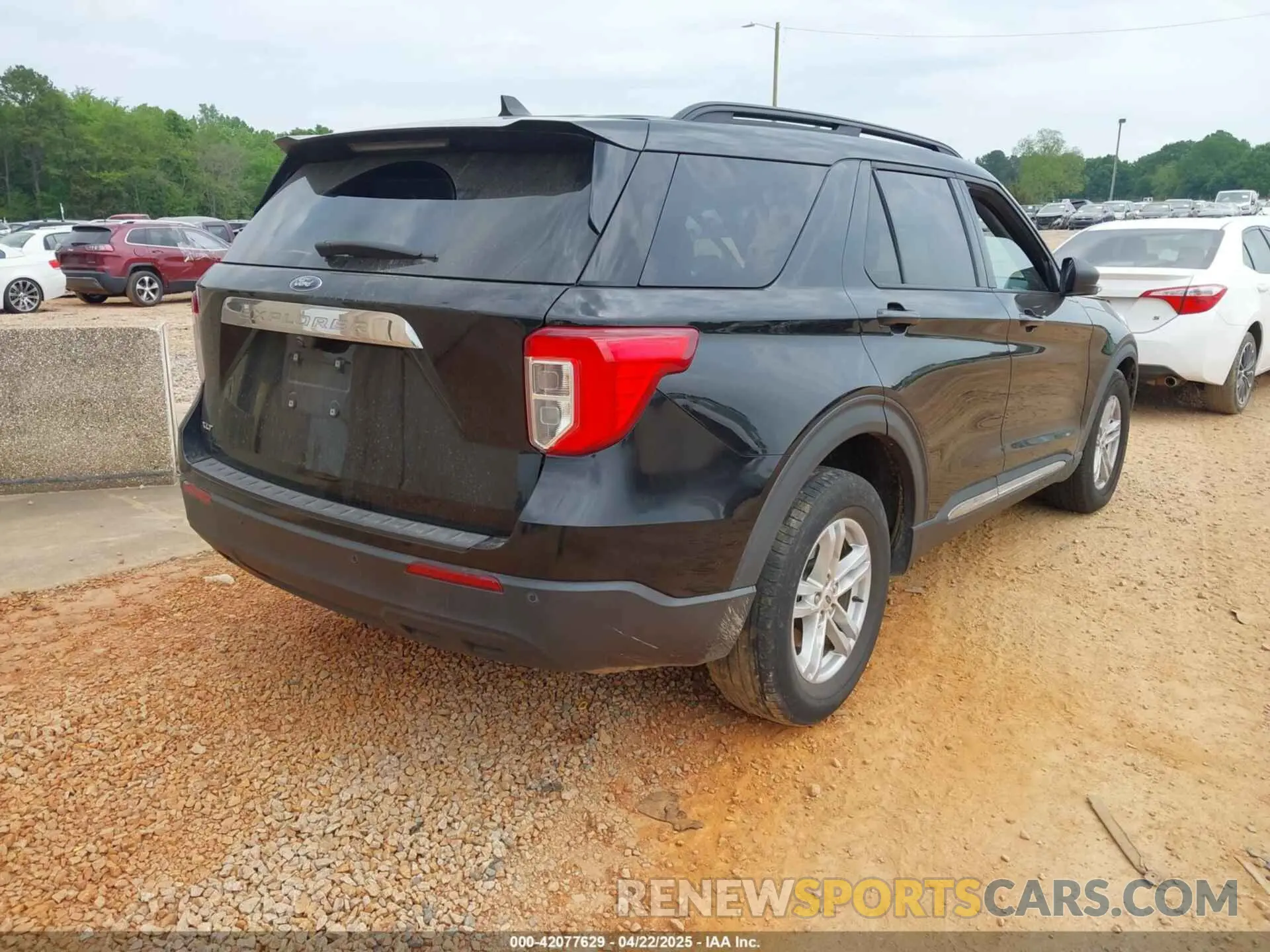 4 fotografías del automóvil dañado 1FMSK7DH3MGB86296 FORD EXPLORER 2021