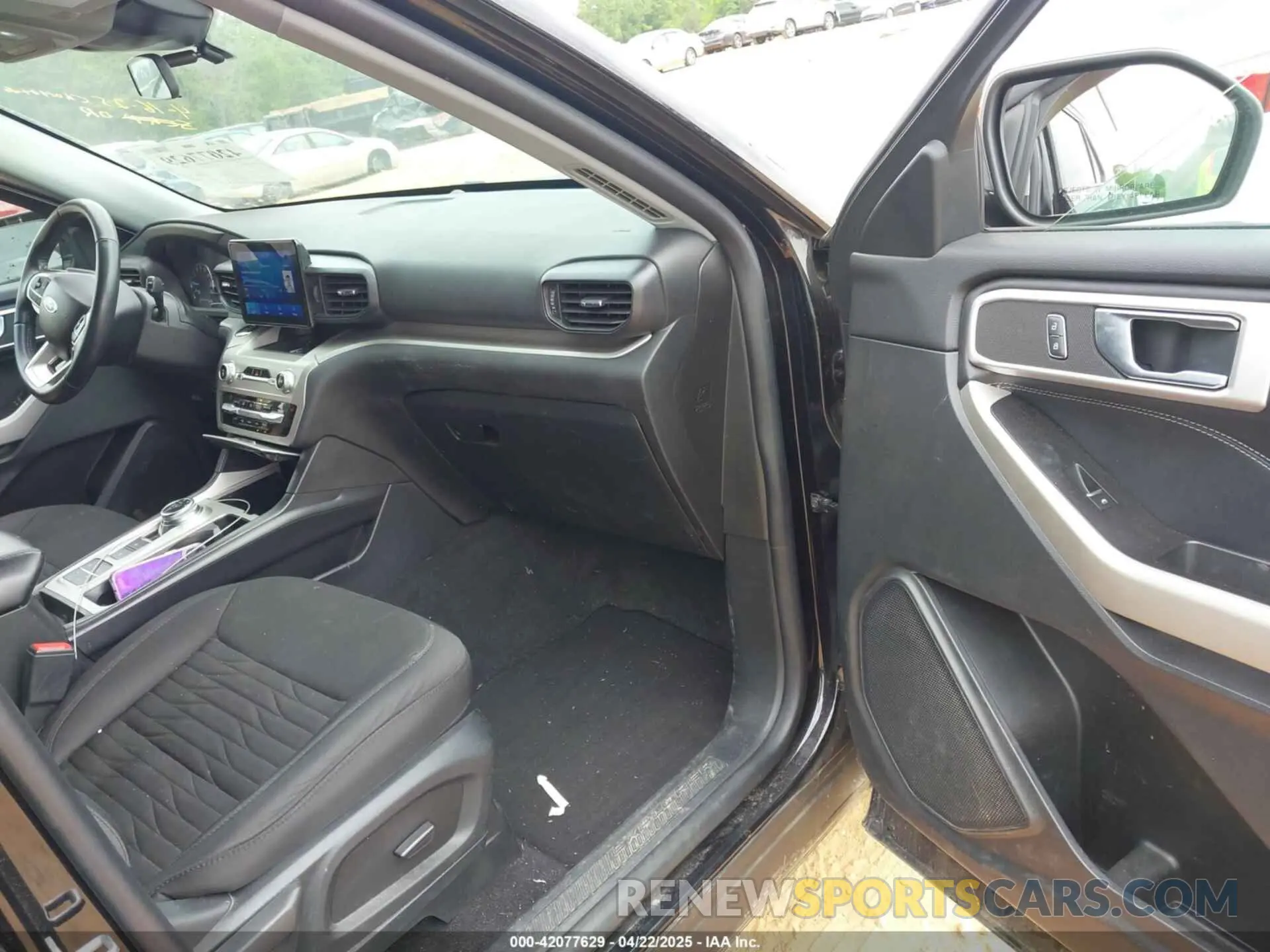 5 fotografías del automóvil dañado 1FMSK7DH3MGB86296 FORD EXPLORER 2021