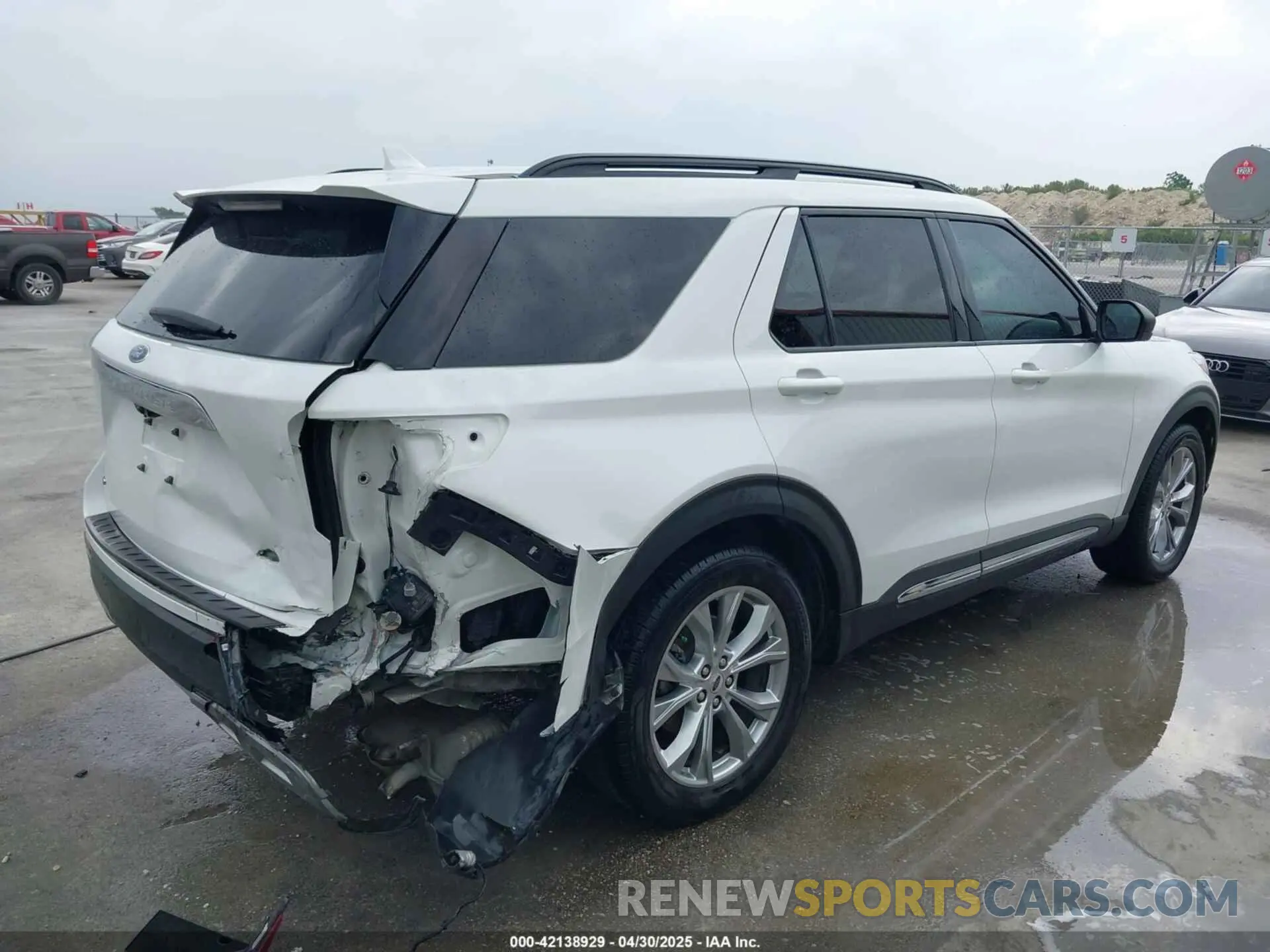 4 fotografías del automóvil dañado 1FMSK7DH5MGA30373 FORD EXPLORER 2021