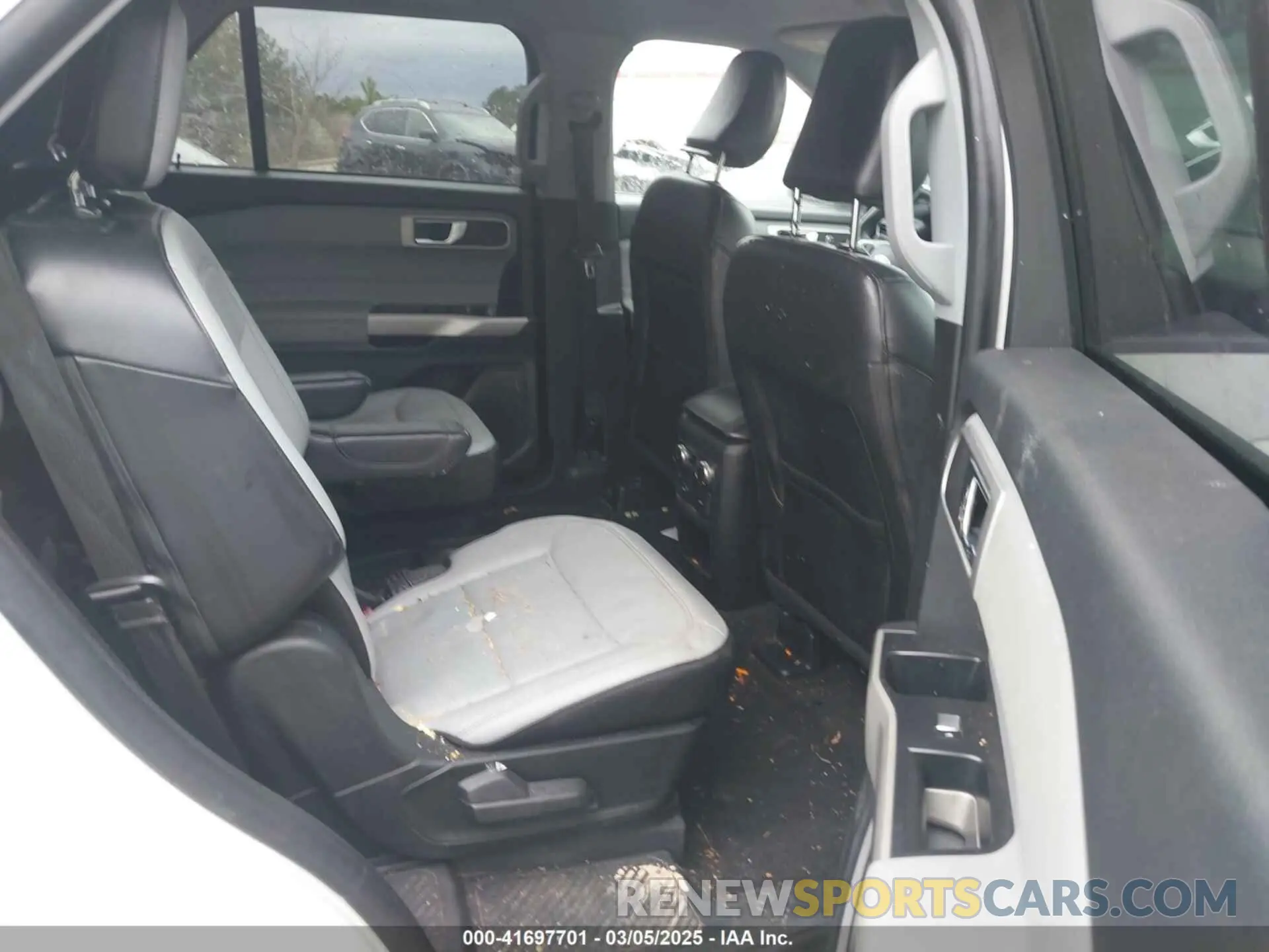 8 fotografías del automóvil dañado 1FMSK7DH8MGA99400 FORD EXPLORER 2021