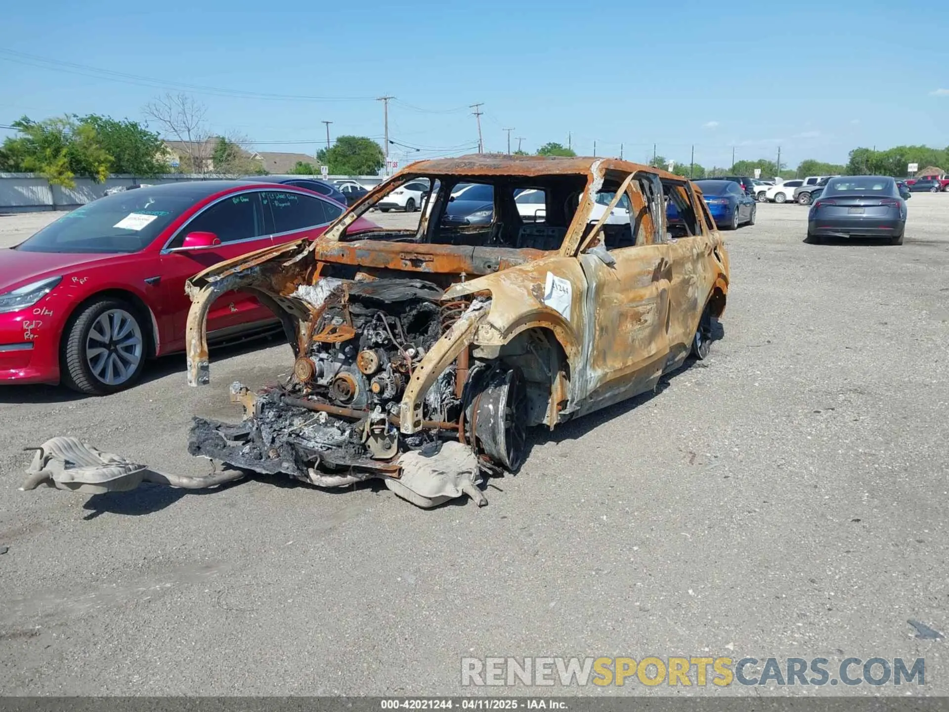 2 fotografías del automóvil dañado 1FMSK7DH8MGB31164 FORD EXPLORER 2021