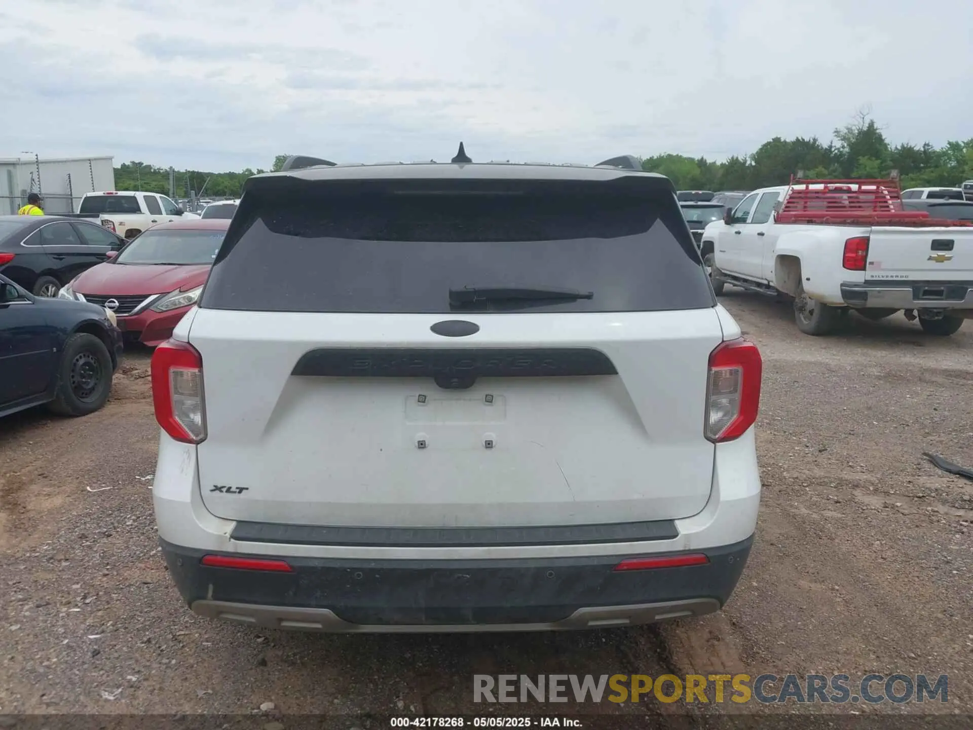 17 fotografías del automóvil dañado 1FMSK7DH8MGB42827 FORD EXPLORER 2021