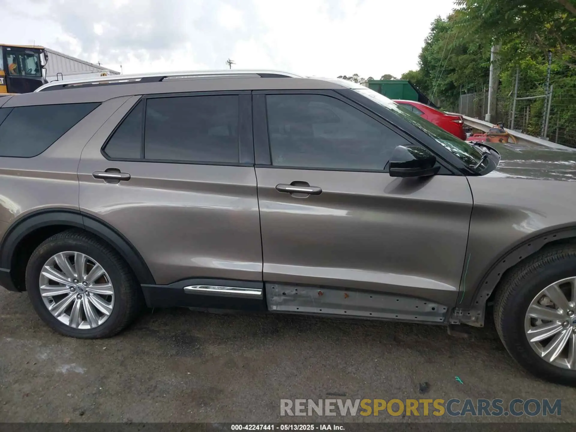 13 fotografías del automóvil dañado 1FMSK7FH2MGA33292 FORD EXPLORER 2021