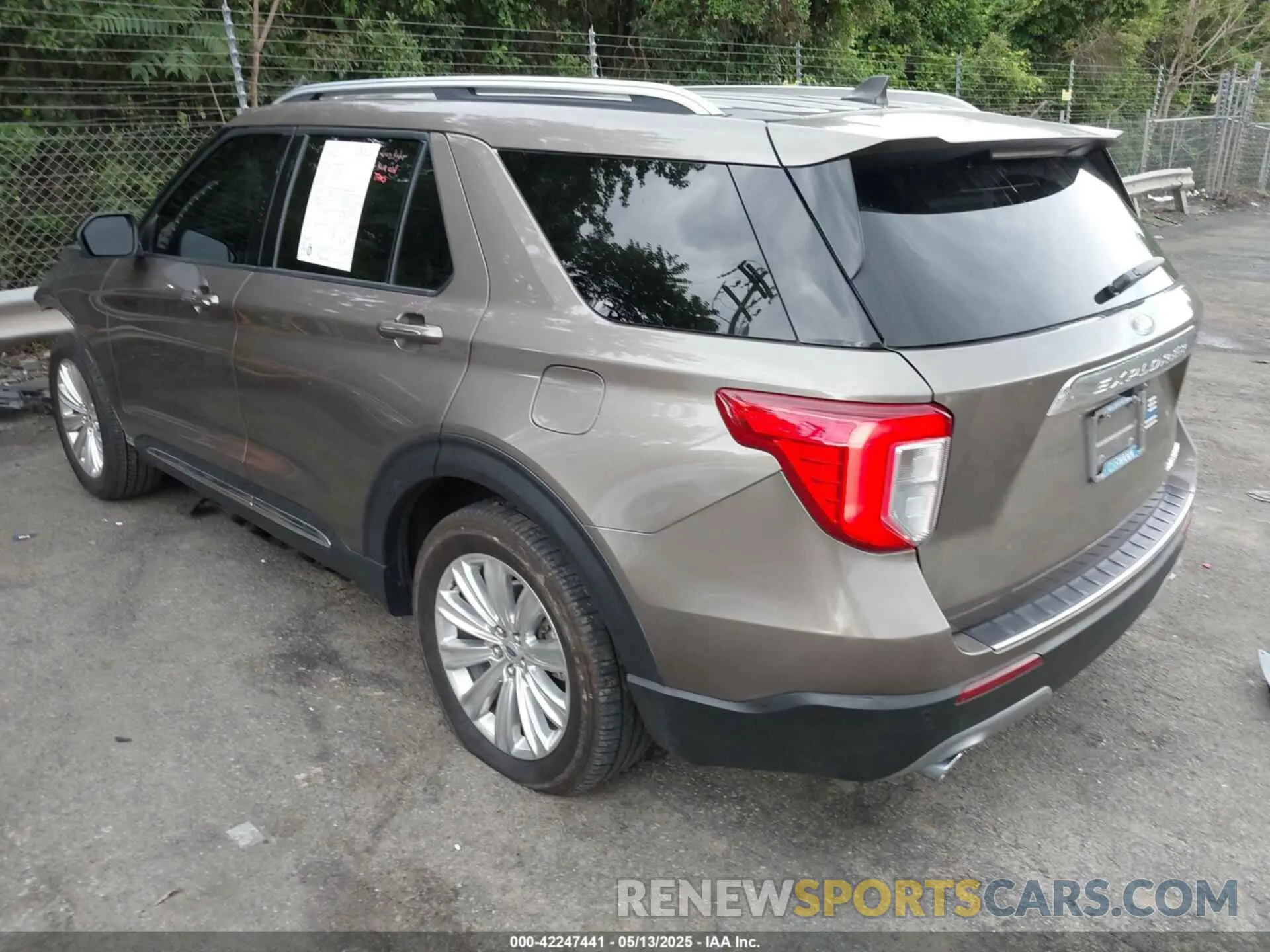 3 fotografías del automóvil dañado 1FMSK7FH2MGA33292 FORD EXPLORER 2021
