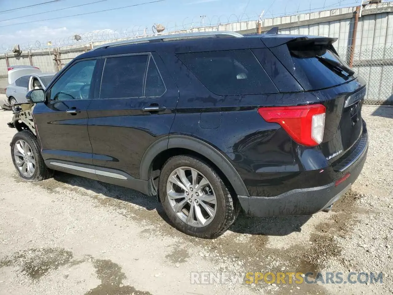 2 fotografías del automóvil dañado 1FMSK7FH3MGB03608 FORD EXPLORER 2021