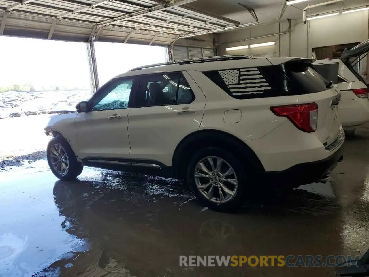 2 fotografías del automóvil dañado 1FMSK7FH4MGA37134 FORD EXPLORER 2021