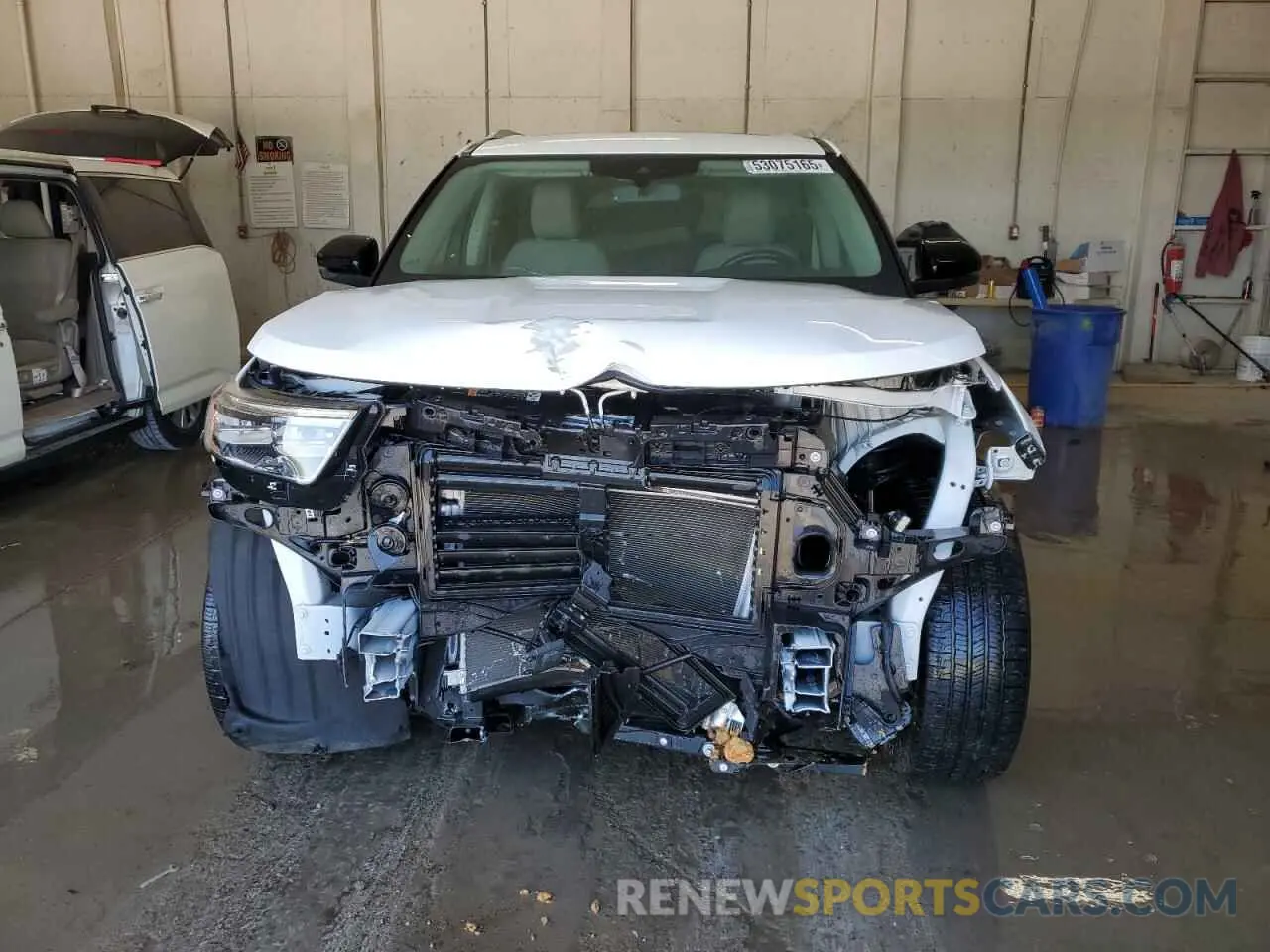 5 fotografías del automóvil dañado 1FMSK7FH4MGA37134 FORD EXPLORER 2021
