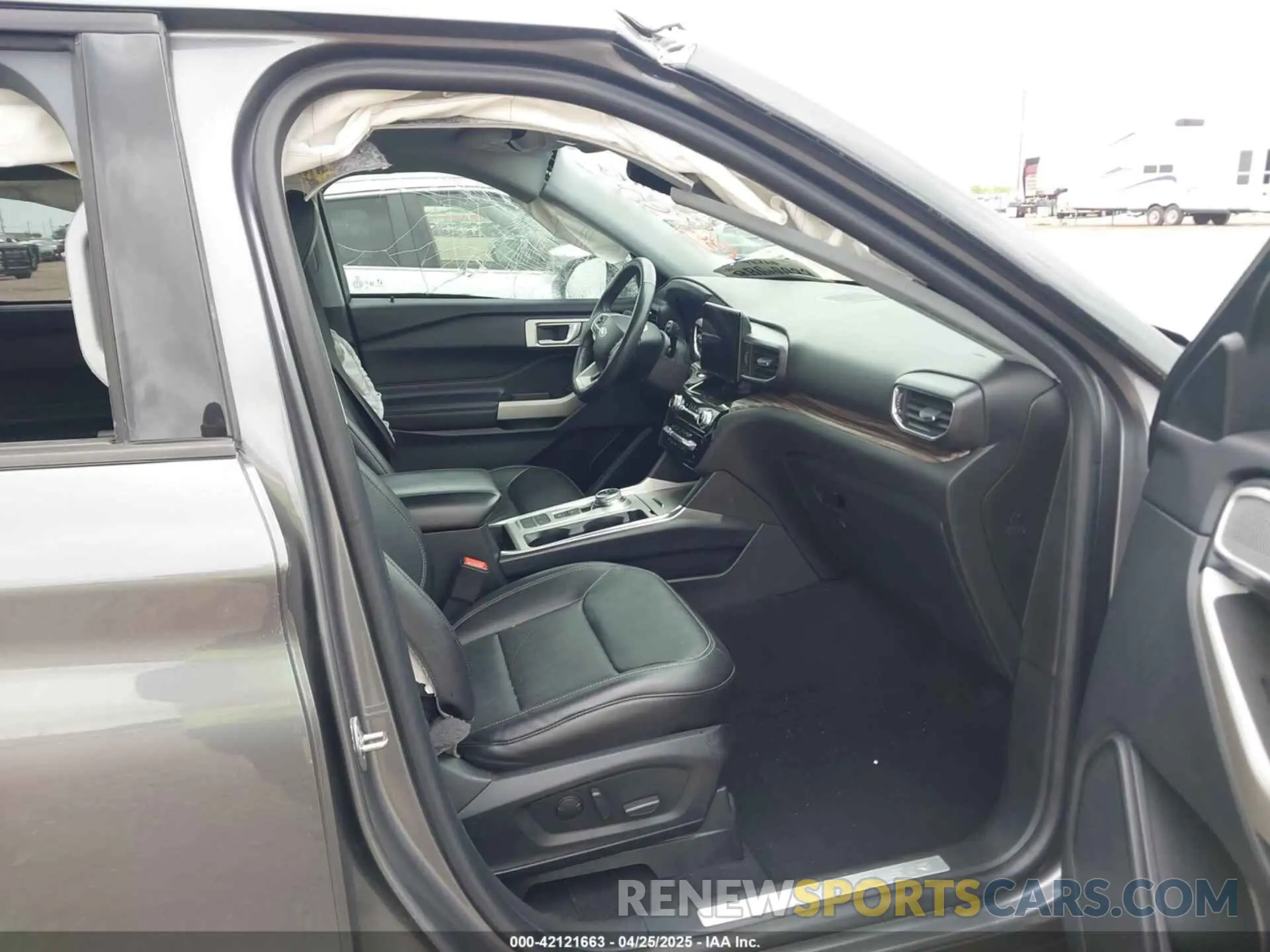 5 fotografías del automóvil dañado 1FMSK7FH4MGC46759 FORD EXPLORER 2021