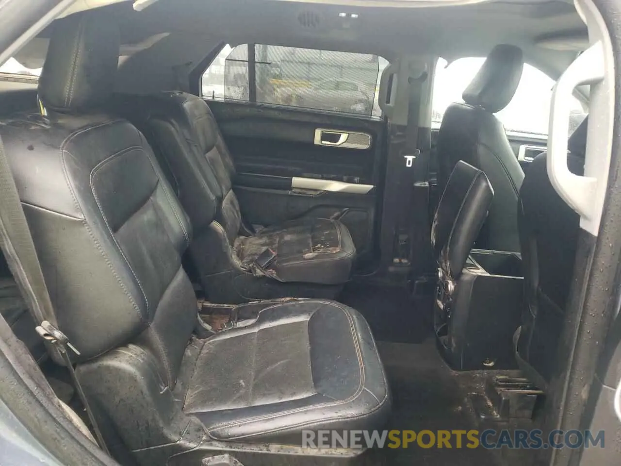 12 fotografías del automóvil dañado 1FMSK7FH6MGA61029 FORD EXPLORER 2021