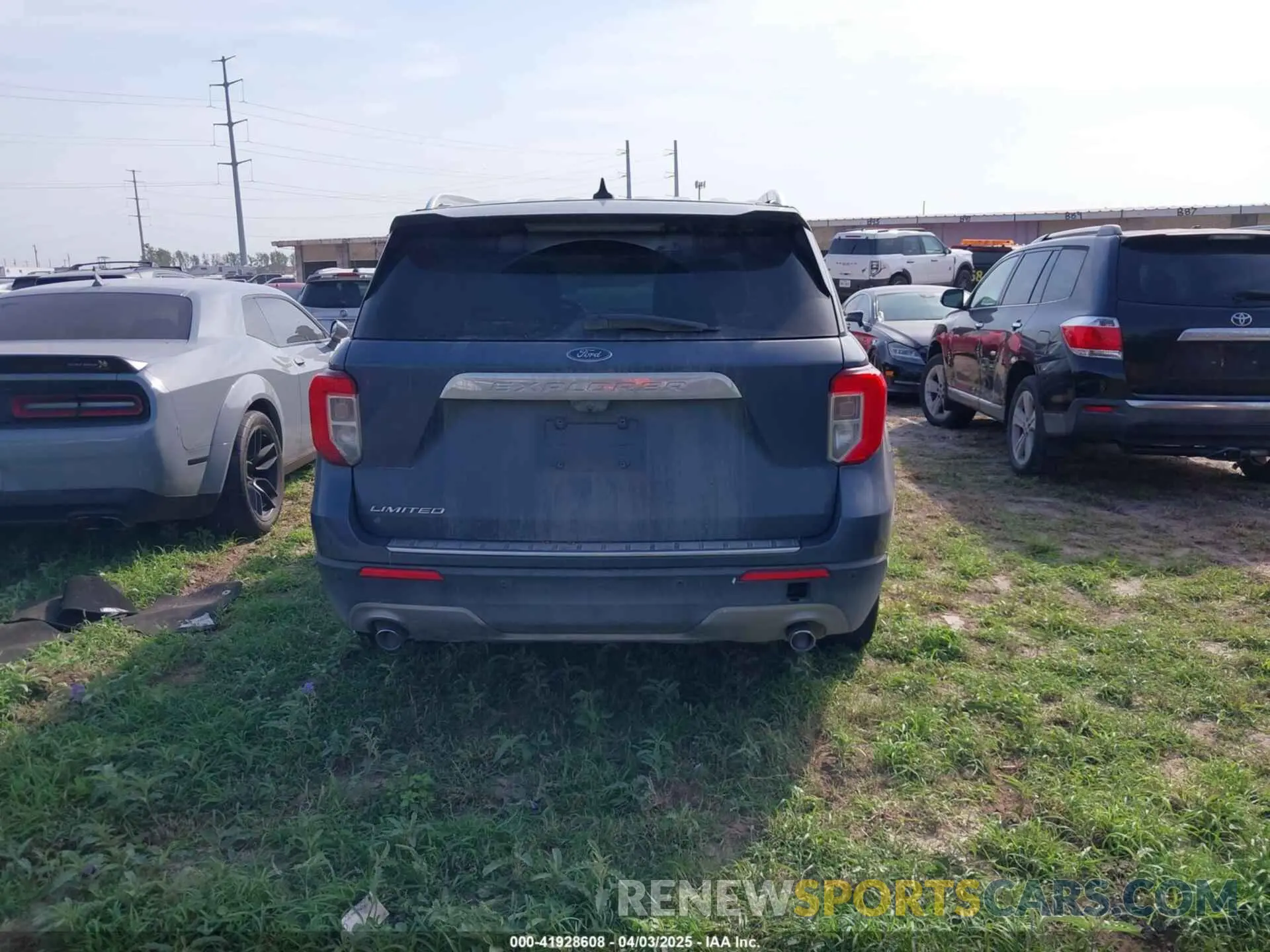 16 fotografías del automóvil dañado 1FMSK7FH7MGC32385 FORD EXPLORER 2021