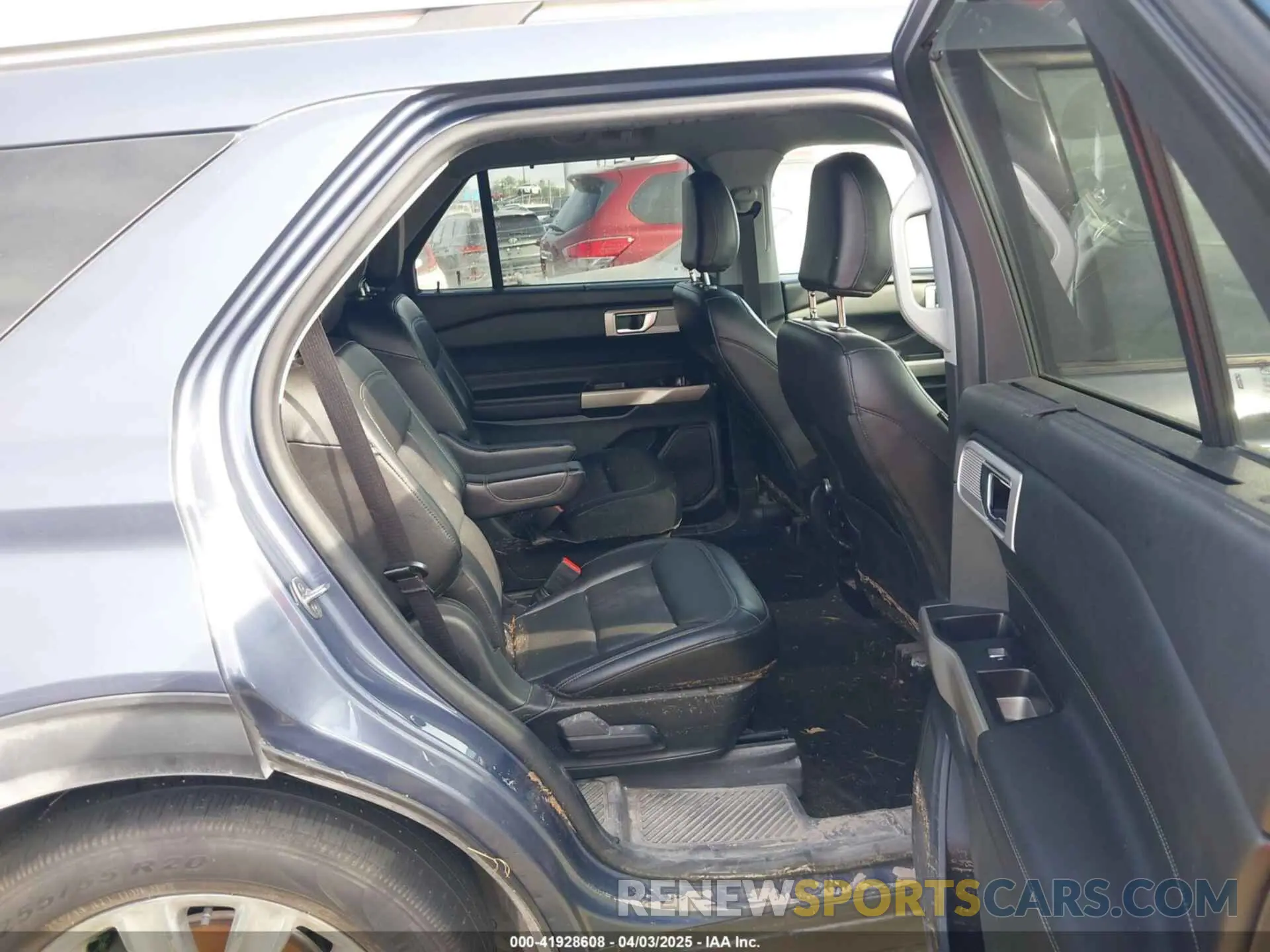 8 fotografías del automóvil dañado 1FMSK7FH7MGC32385 FORD EXPLORER 2021