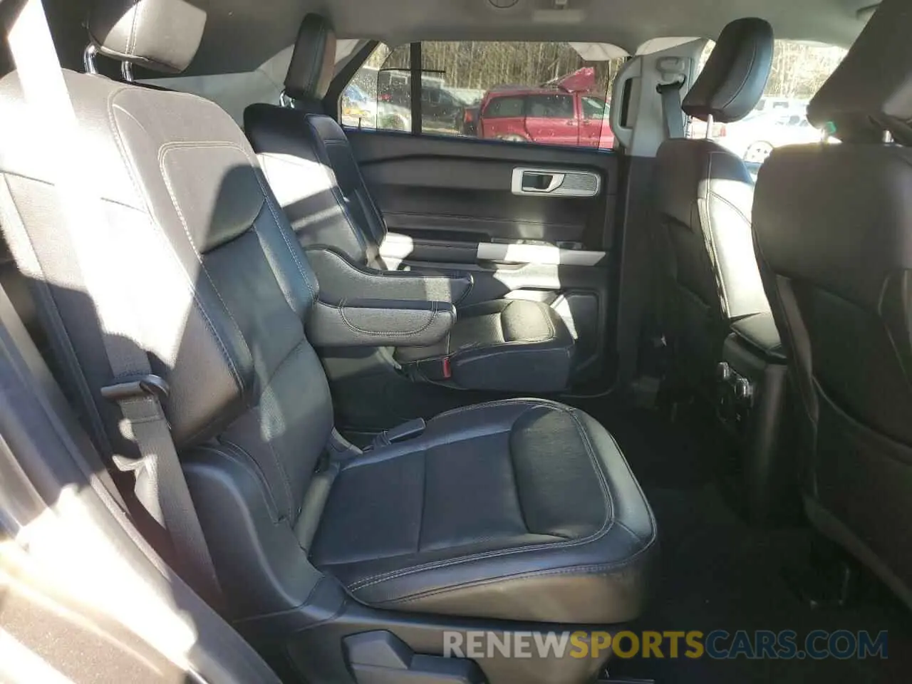 11 fotografías del automóvil dañado 1FMSK7FH9MGB03340 FORD EXPLORER 2021
