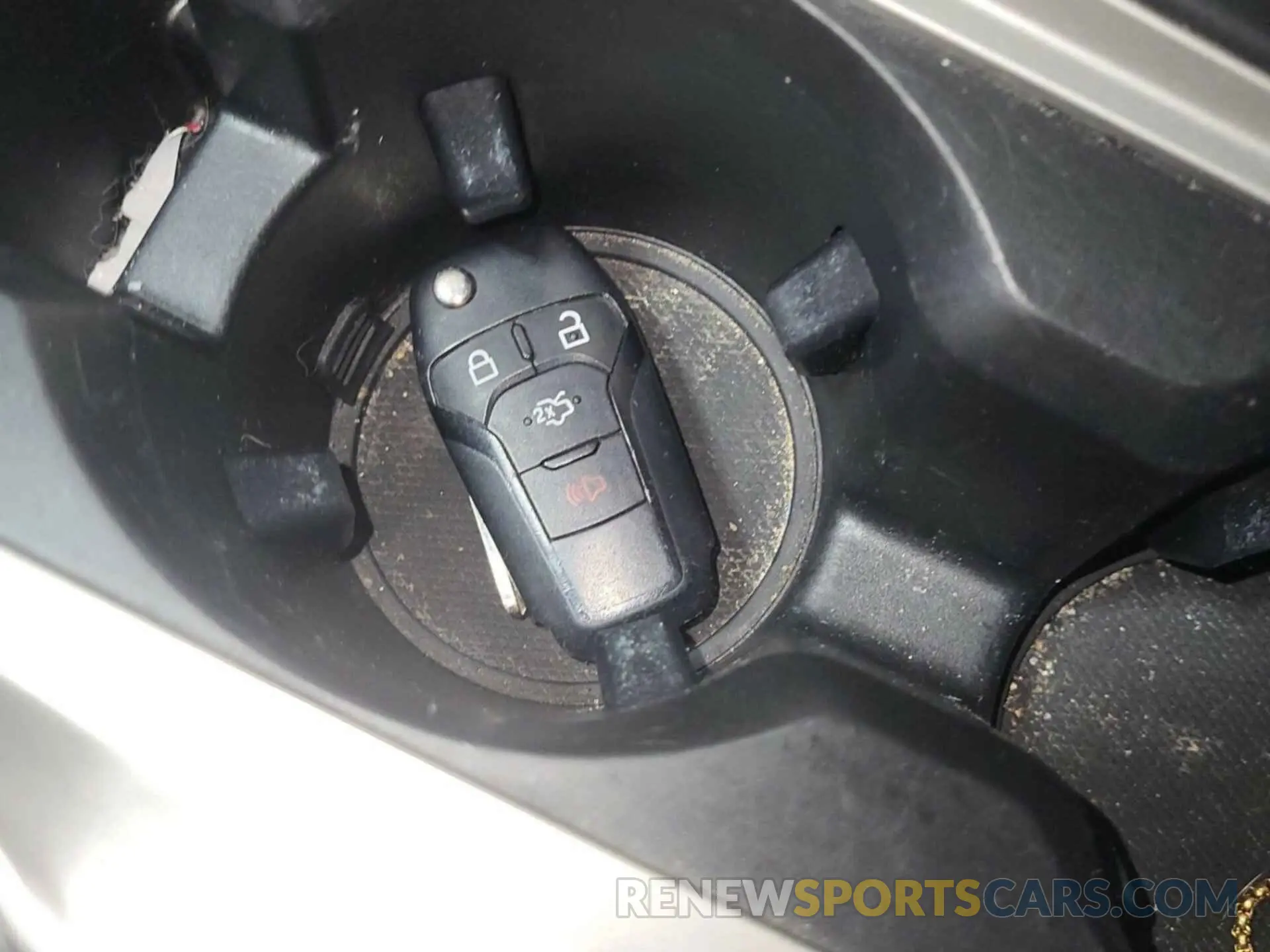 25 fotografías del automóvil dañado 1FMSK8BH9MGA87622 FORD EXPLORER 2021