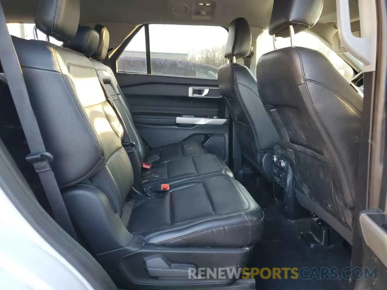 11 fotografías del automóvil dañado 1FMSK8DH2MGA01239 FORD EXPLORER 2021