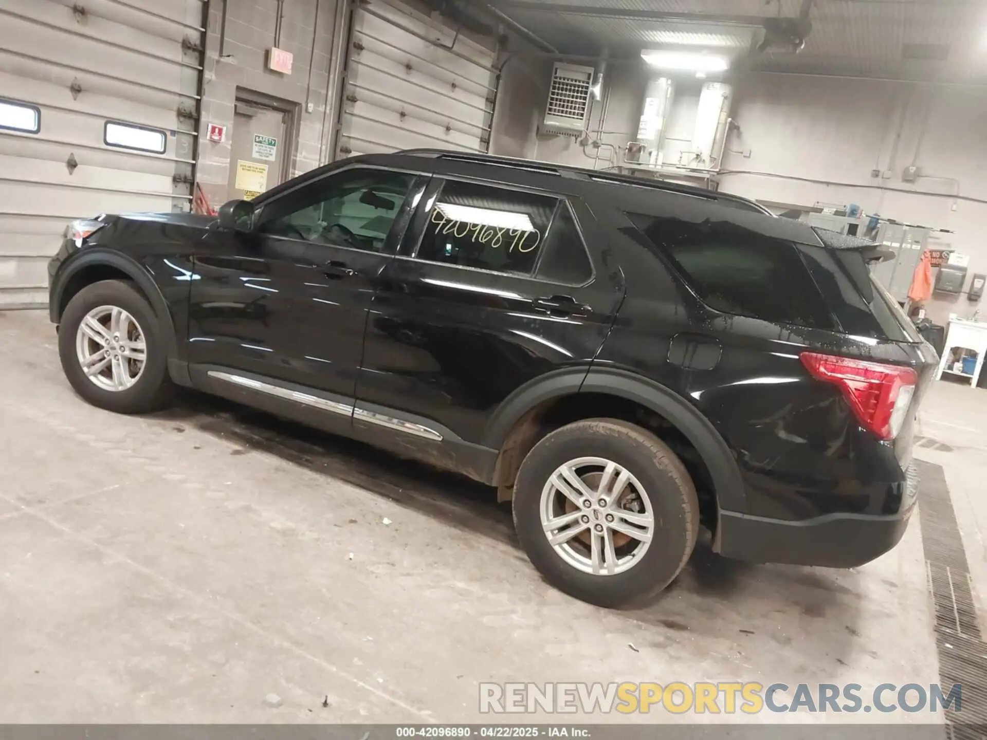 3 fotografías del automóvil dañado 1FMSK8DH3MGA51843 FORD EXPLORER 2021