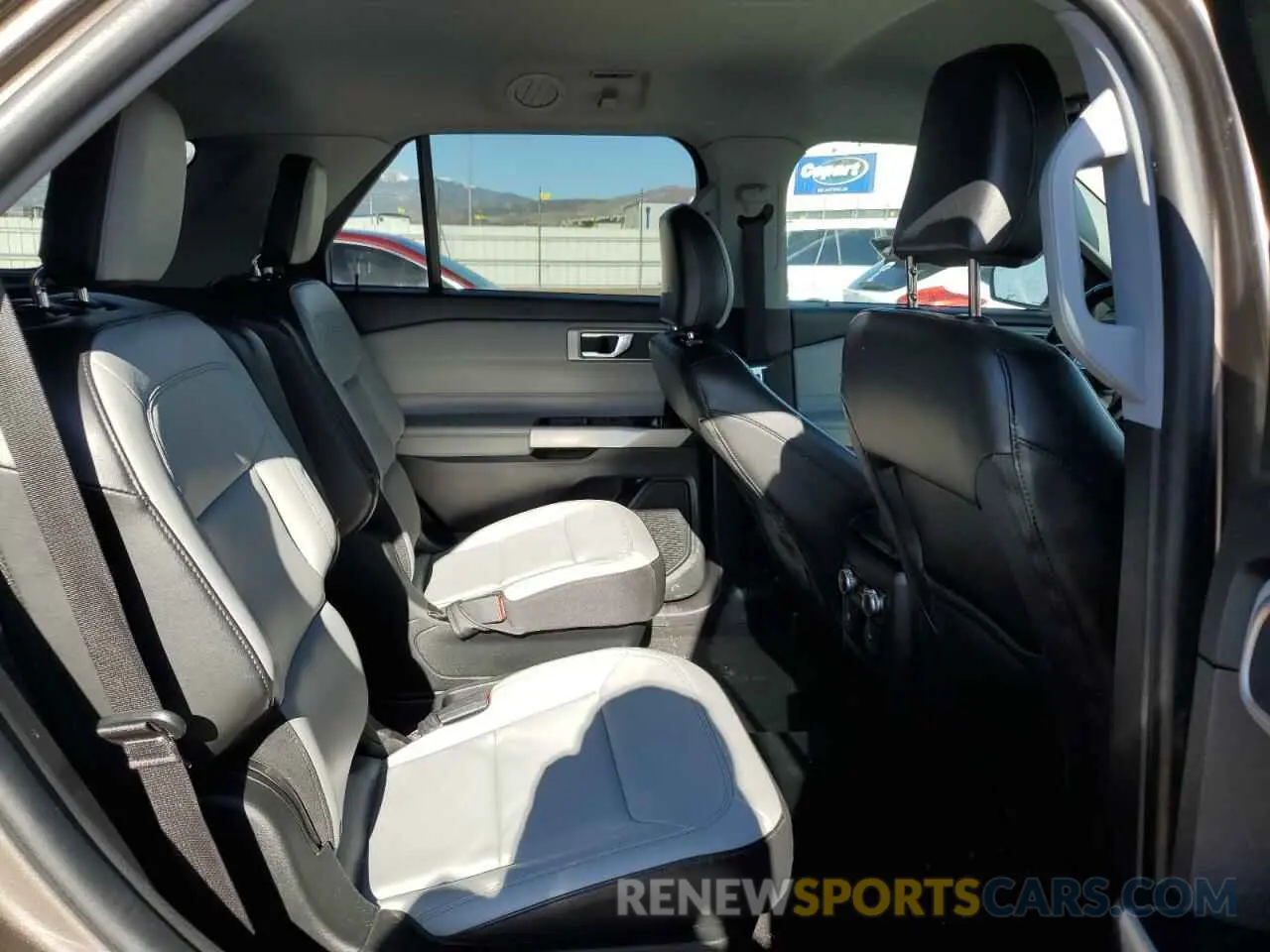 11 fotografías del automóvil dañado 1FMSK8DH5MGC48769 FORD EXPLORER 2021