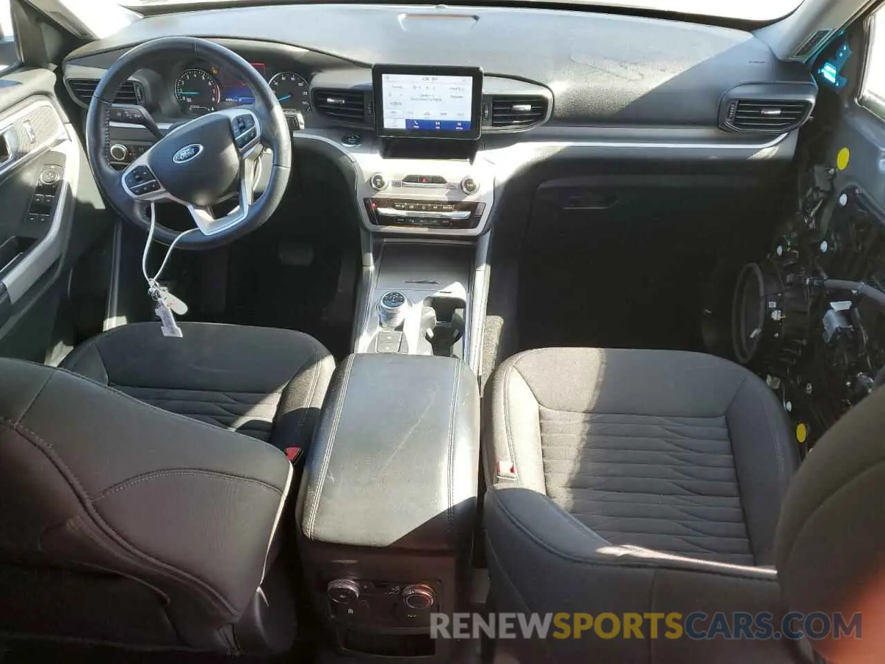 8 fotografías del automóvil dañado 1FMSK8DH7MGA55068 FORD EXPLORER 2021