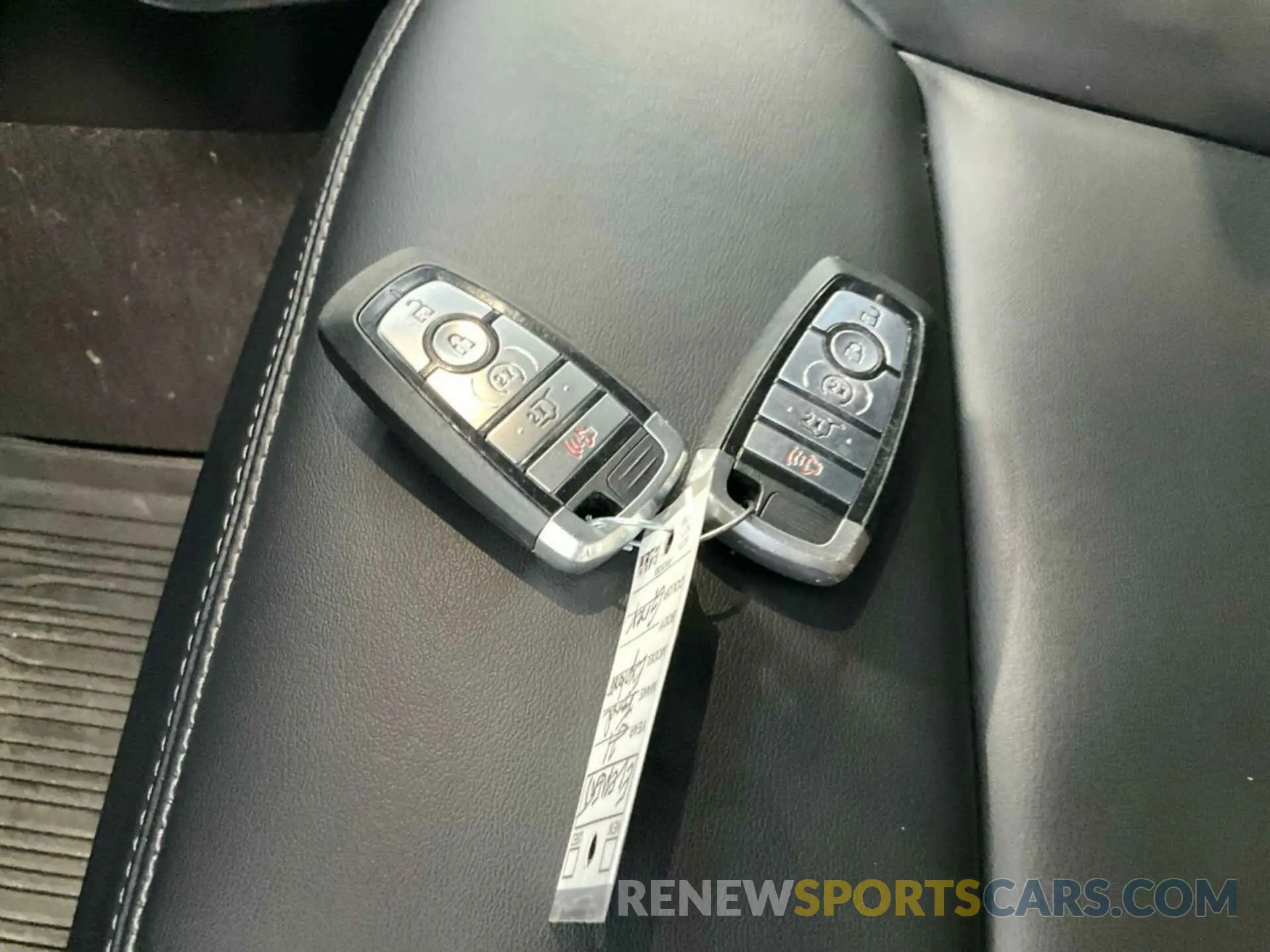 12 fotografías del automóvil dañado 1FMSK8DH8MGB35687 FORD EXPLORER 2021