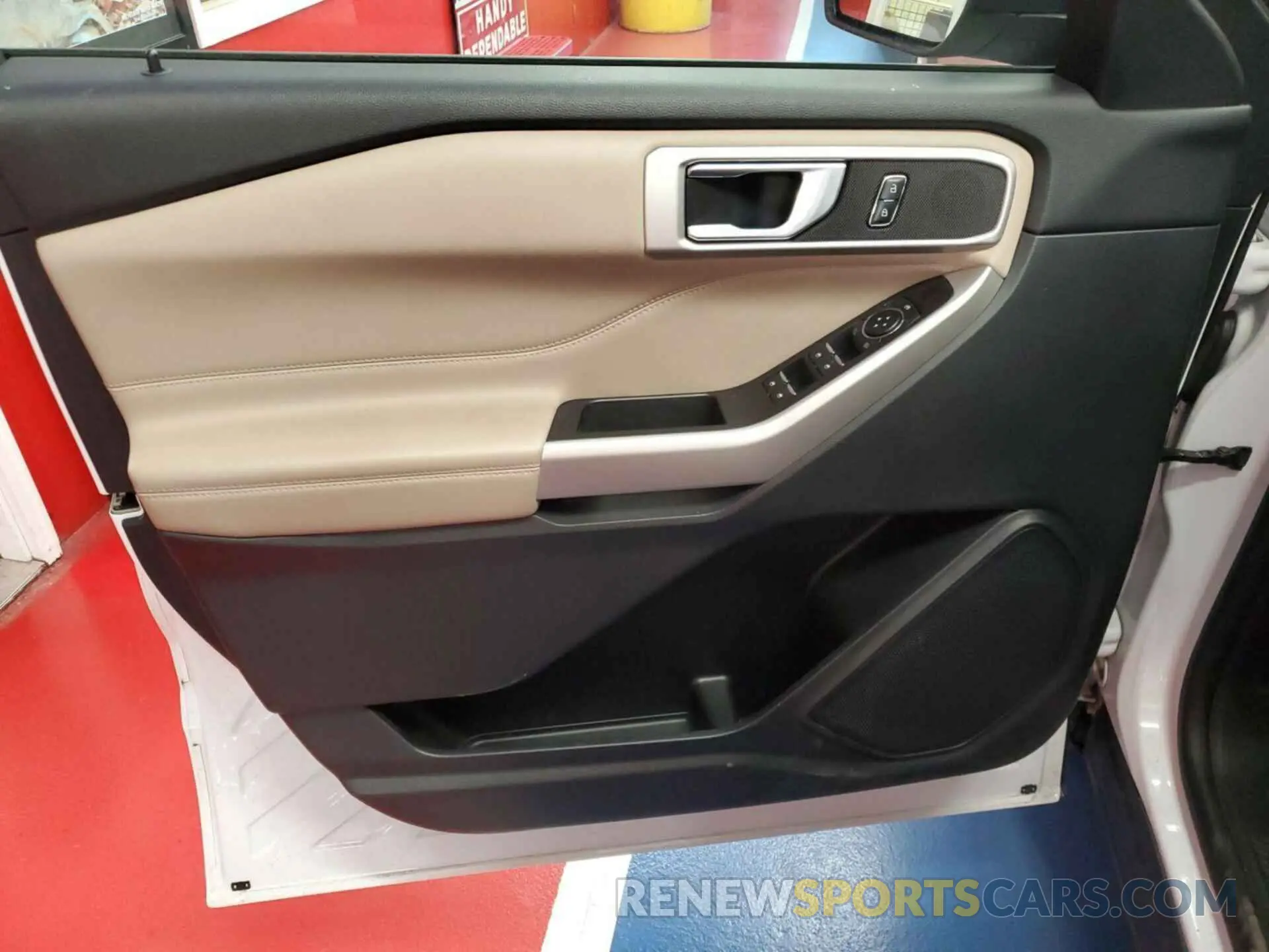 11 fotografías del automóvil dañado 1FMSK8DH8MGC32212 FORD EXPLORER 2021