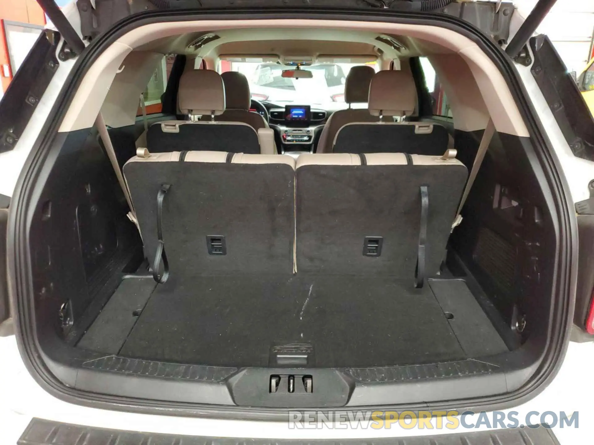 21 fotografías del automóvil dañado 1FMSK8DH8MGC32212 FORD EXPLORER 2021