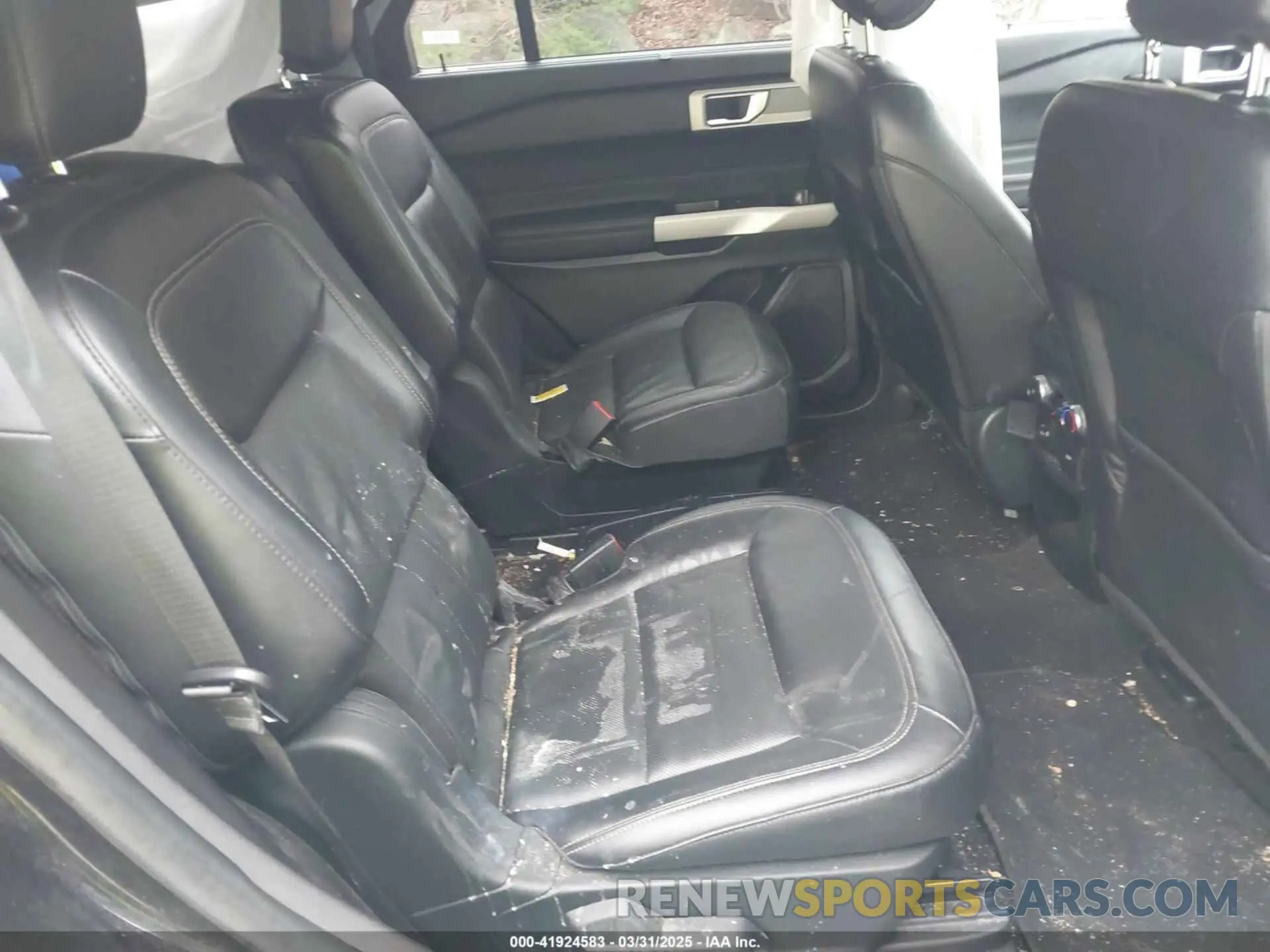8 fotografías del automóvil dañado 1FMSK8FH2MGB05663 FORD EXPLORER 2021