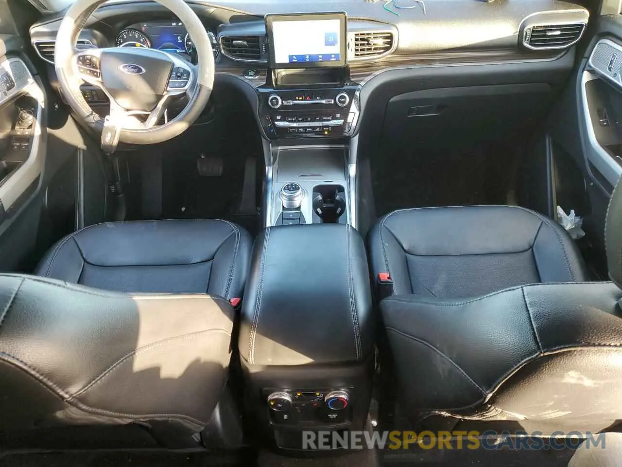 8 fotografías del automóvil dañado 1FMSK8FH5MGC17518 FORD EXPLORER 2021