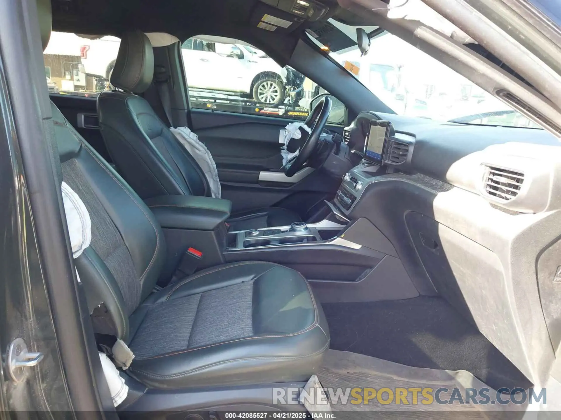 5 fotografías del automóvil dañado 1FMSK8JH1MGC41094 FORD EXPLORER 2021