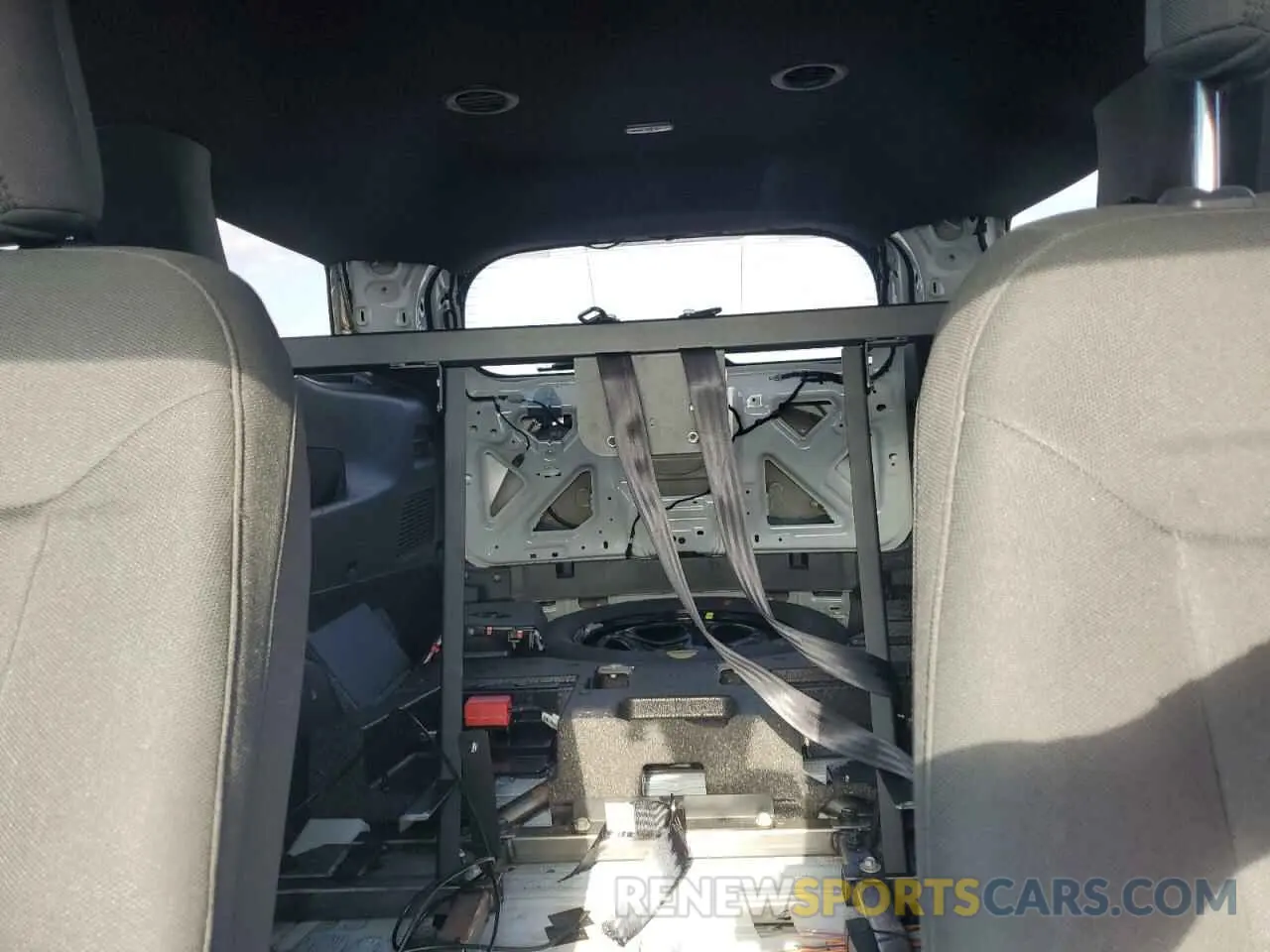 10 fotografías del automóvil dañado 1FM5K8ABXNGB71556 FORD EXPLORER 2022